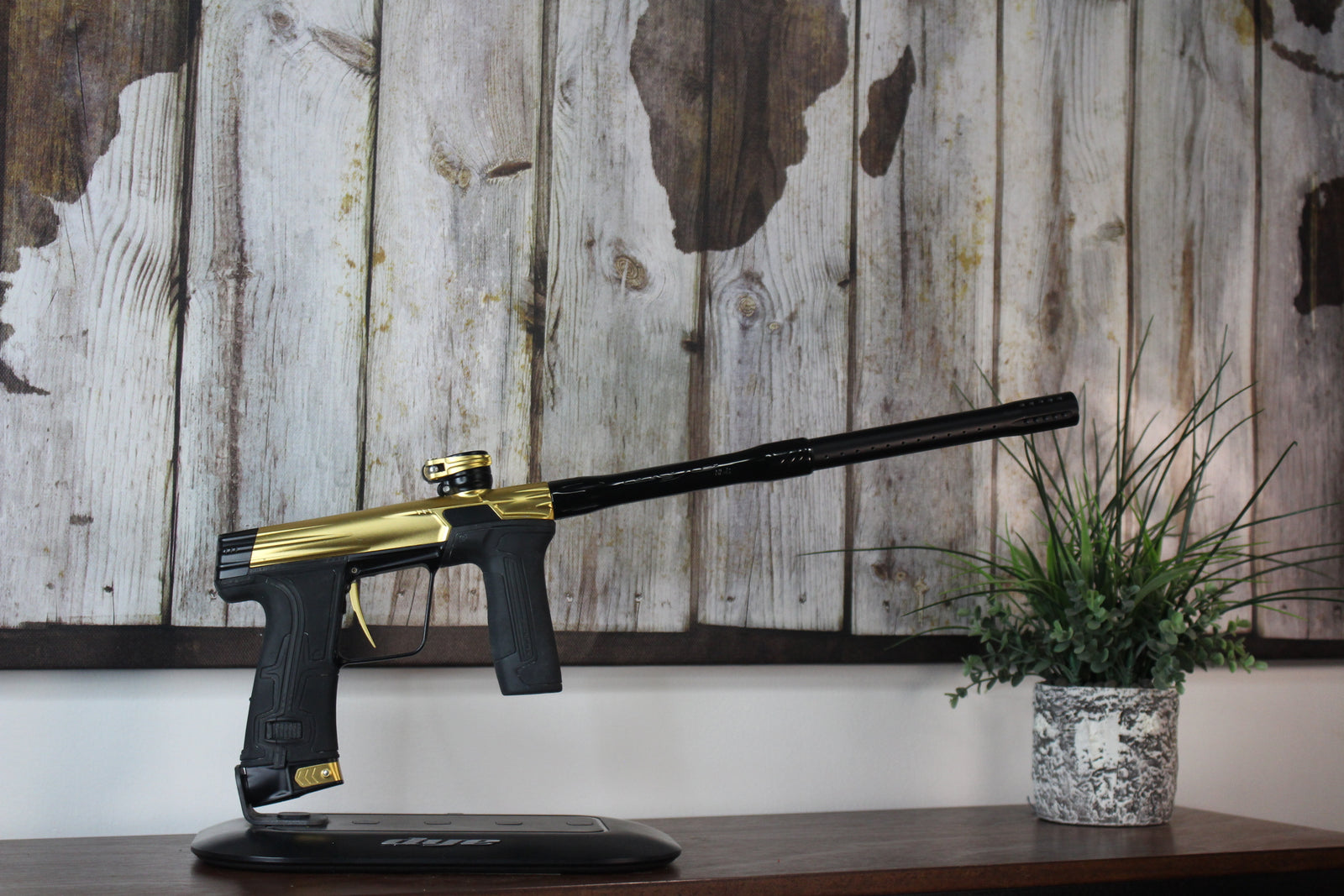 Planet Eclipse CS3 - Gold/Black