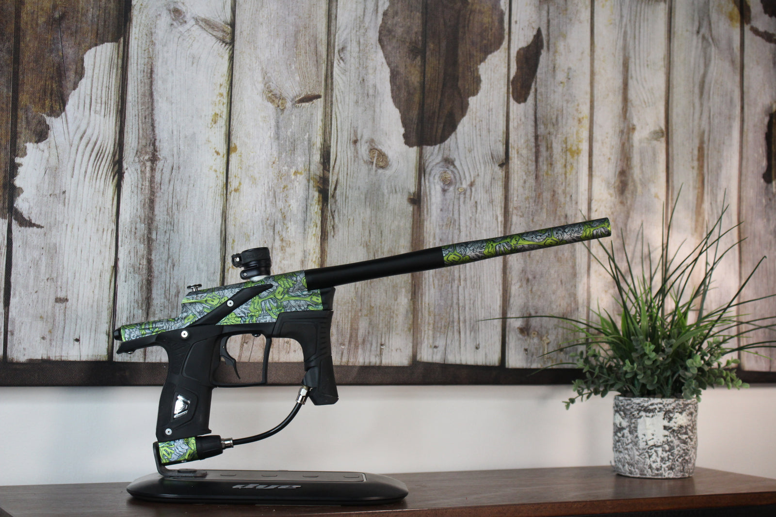 Planet Eclipse Etek 5 OLED - Stretch Poison