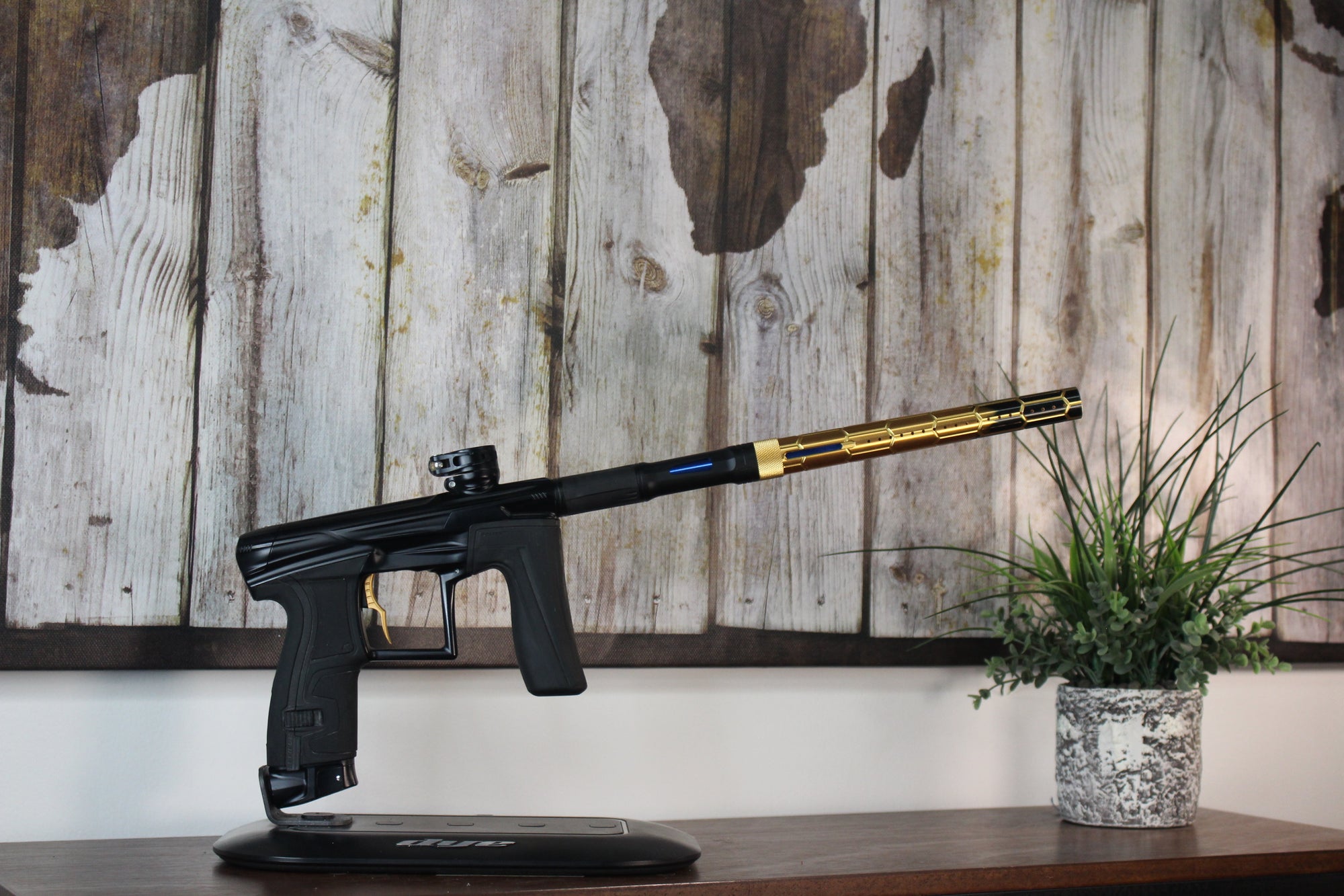 Planet Eclipse Geo 4 - Black/Gold