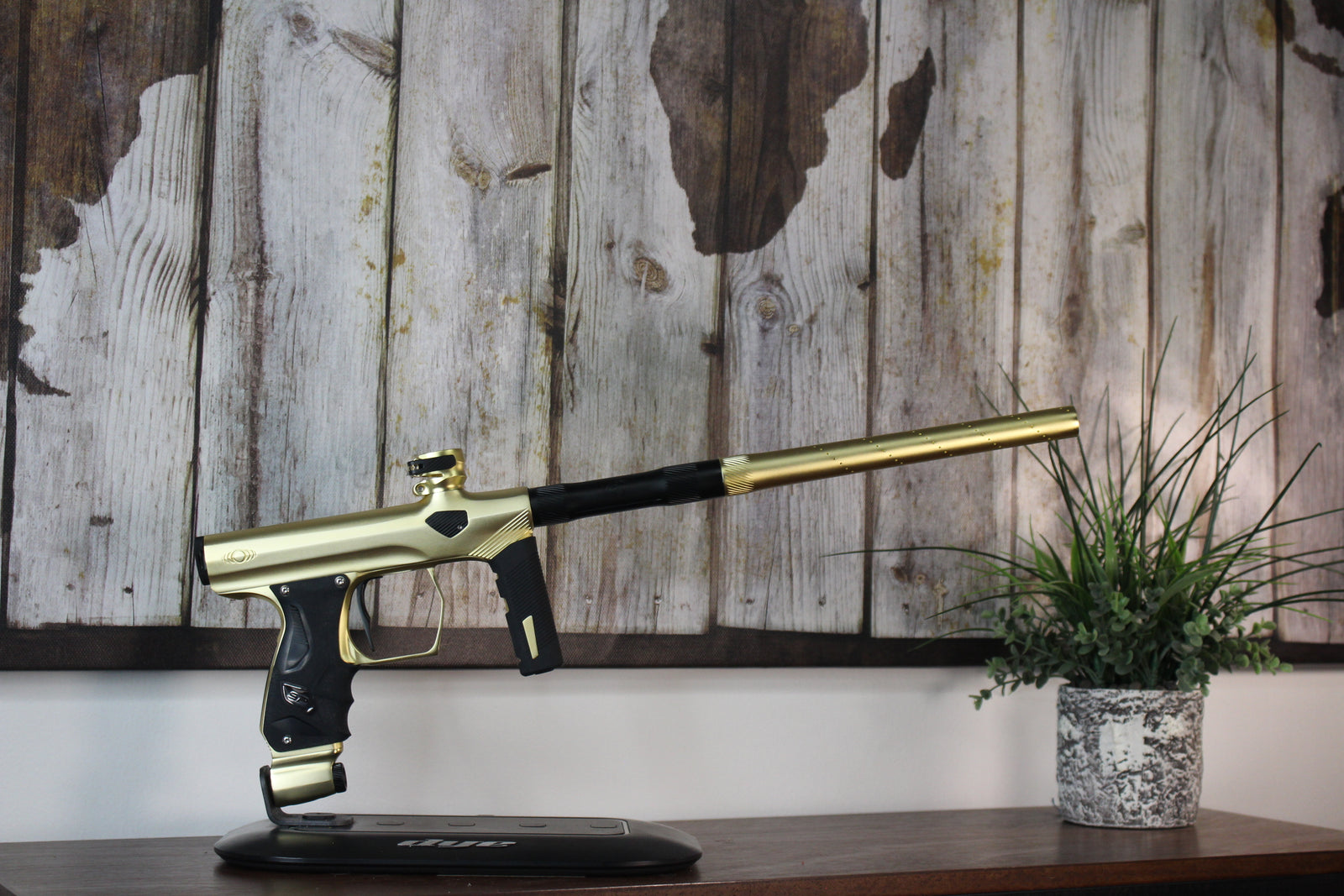 SP Shocker ERA - Gold/Black