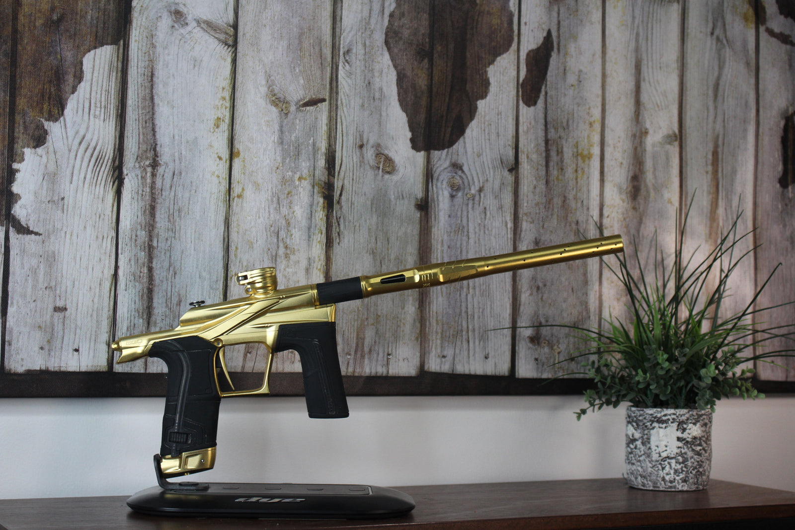 Planet Eclipse LV2 - Gold