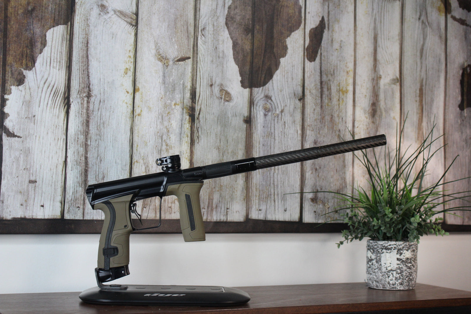 Planet Eclipse CS2 Pro - Black 'n' Tan