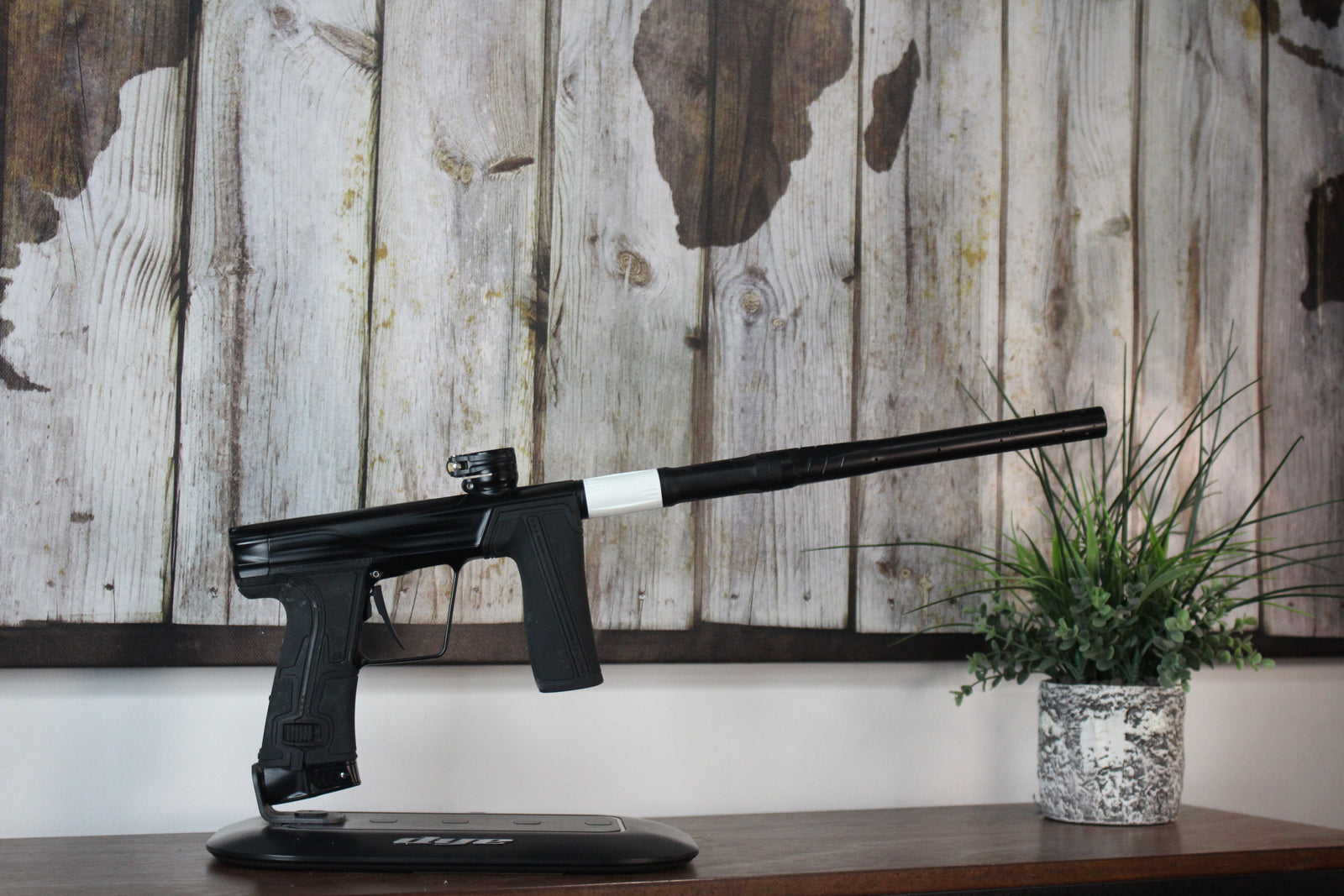 Planet Eclipse Geo R5 - Black (Fire Sale!)