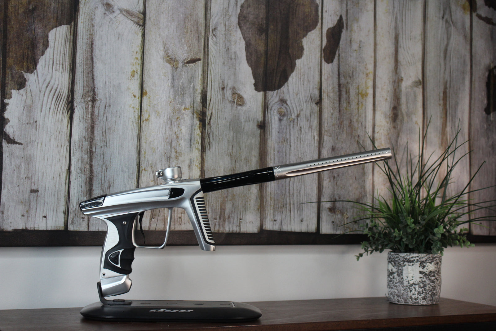 DLX Luxe X - Silver/Black