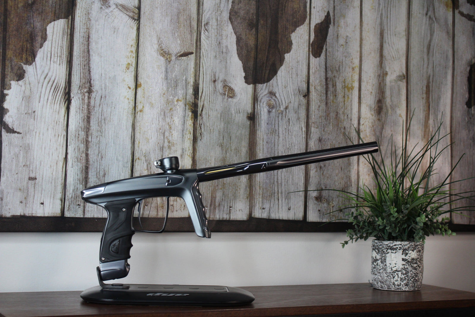 DLX Luxe TM40 - Grey