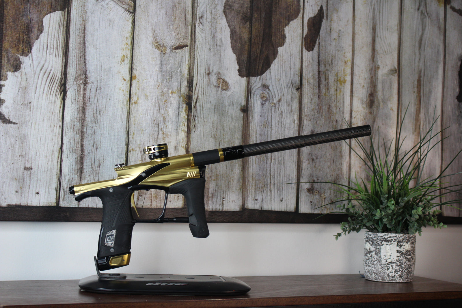 Planet Eclipse LV1.6 - Gold/Black