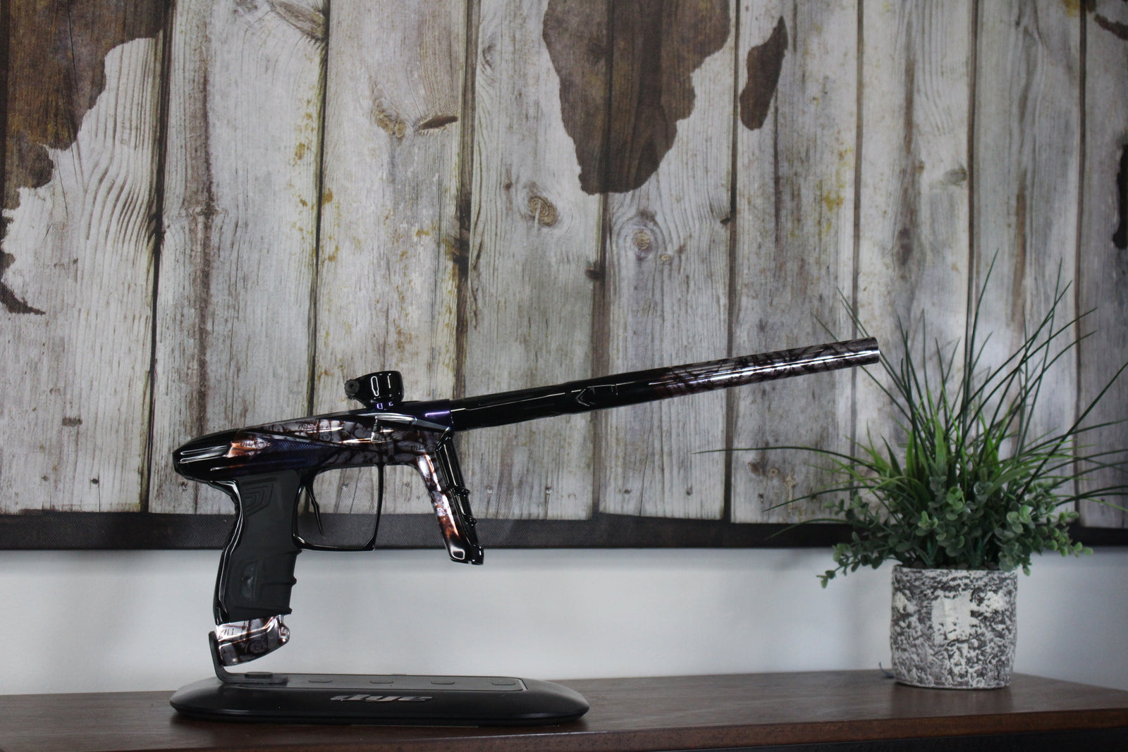 DLX Luxe IDOL - LE Damage