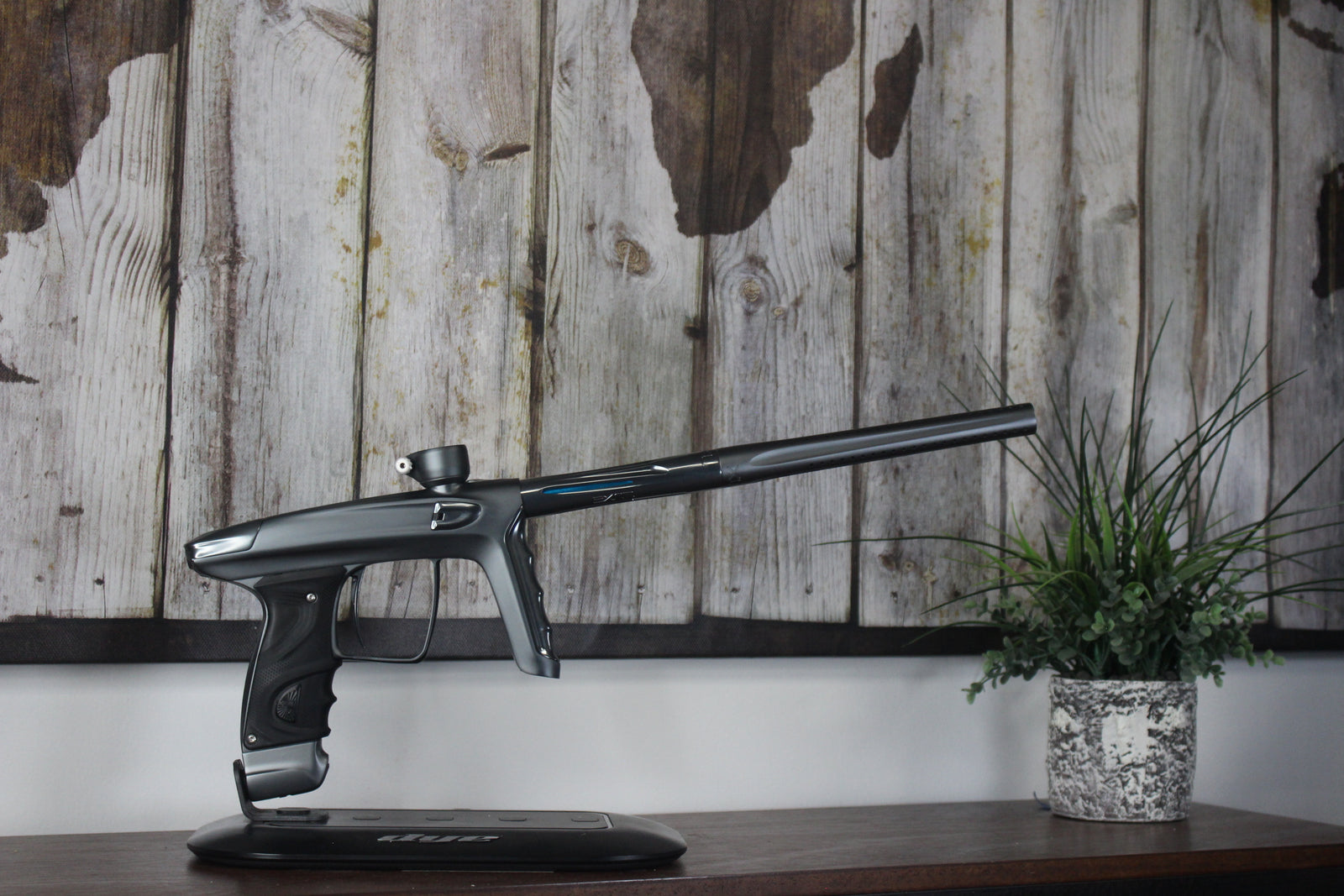 DLX Luxe TM40 - Pewter