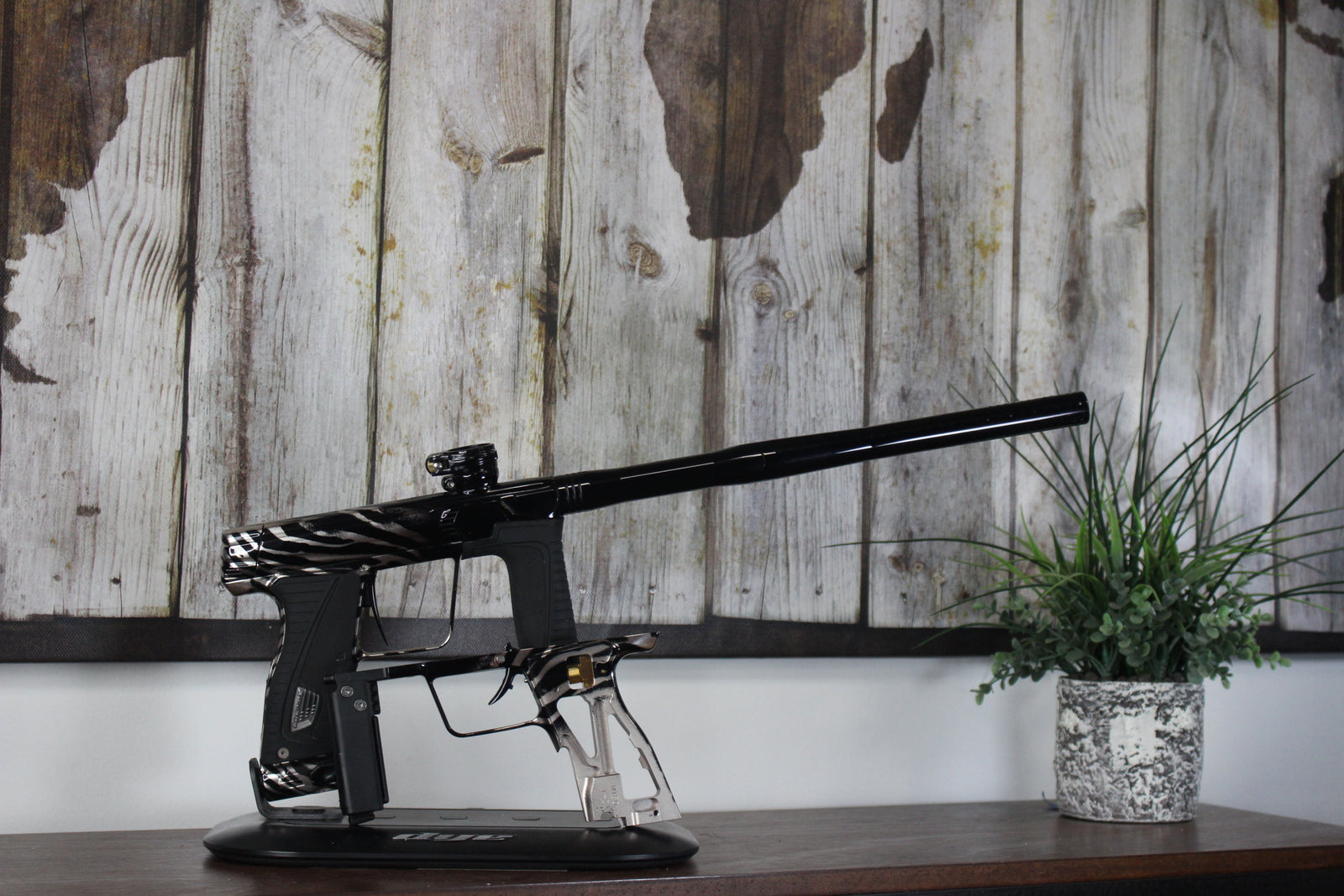 Planet Eclipse Gtek 180R w/Mech - Zebra Fade