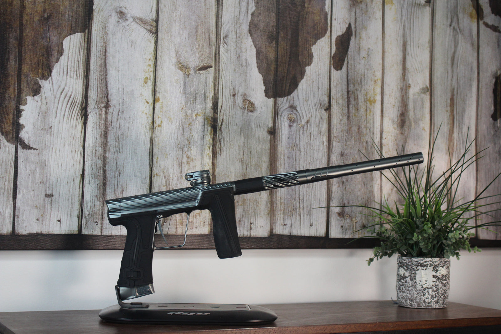 Planet Eclipse Twister Geo R5 w/Vortex - Graphite