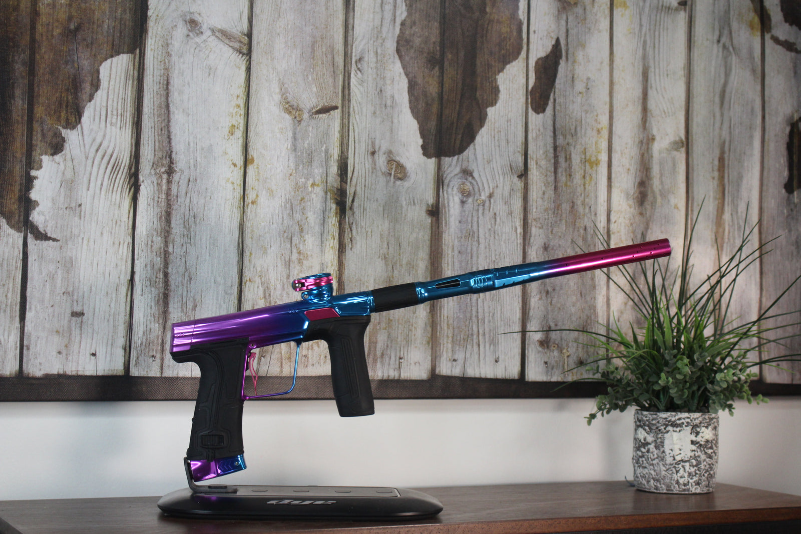 Planet Eclipse CS3 - Wildberry Fade