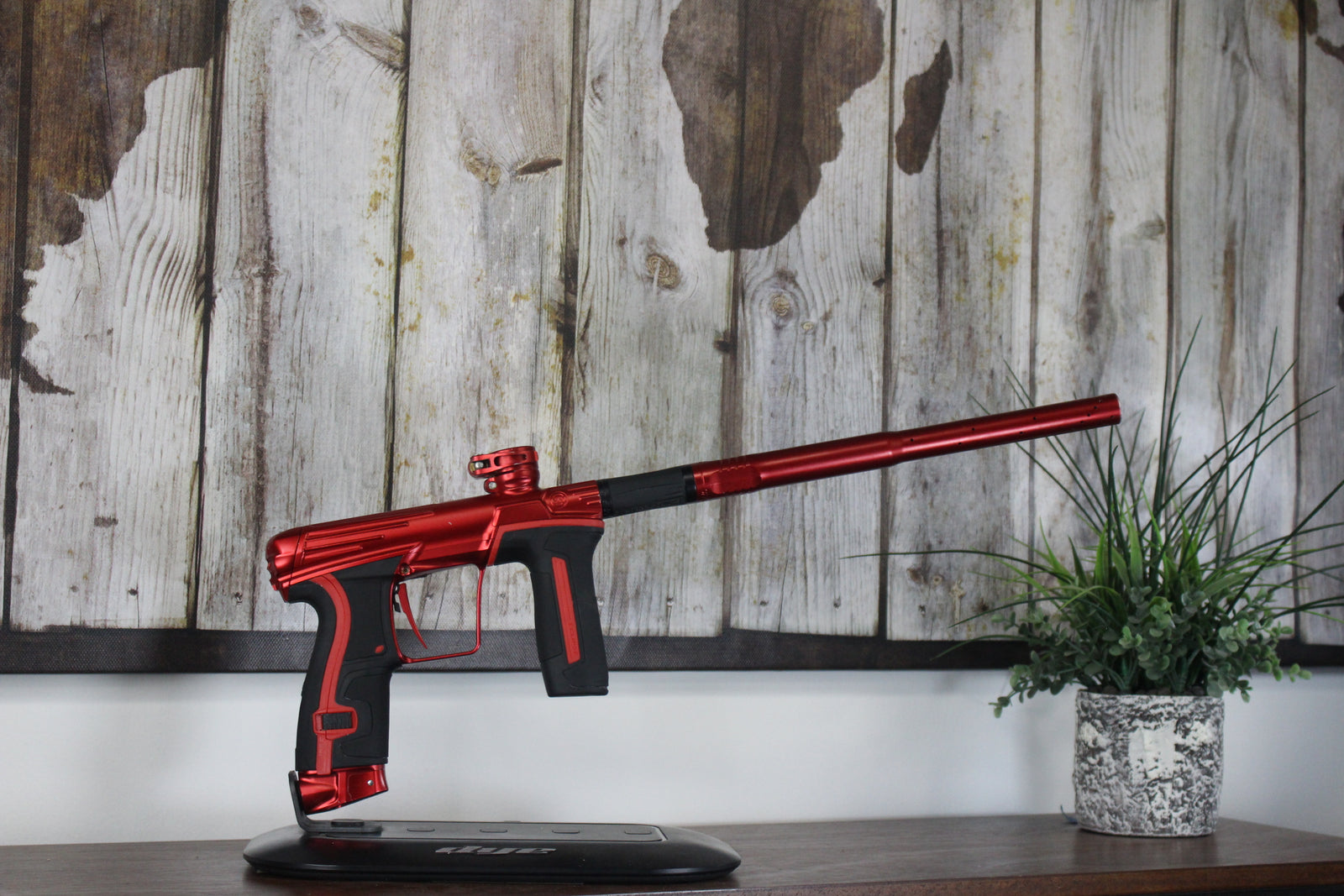 Planet Eclipse Infamous CS2 Pro - Red