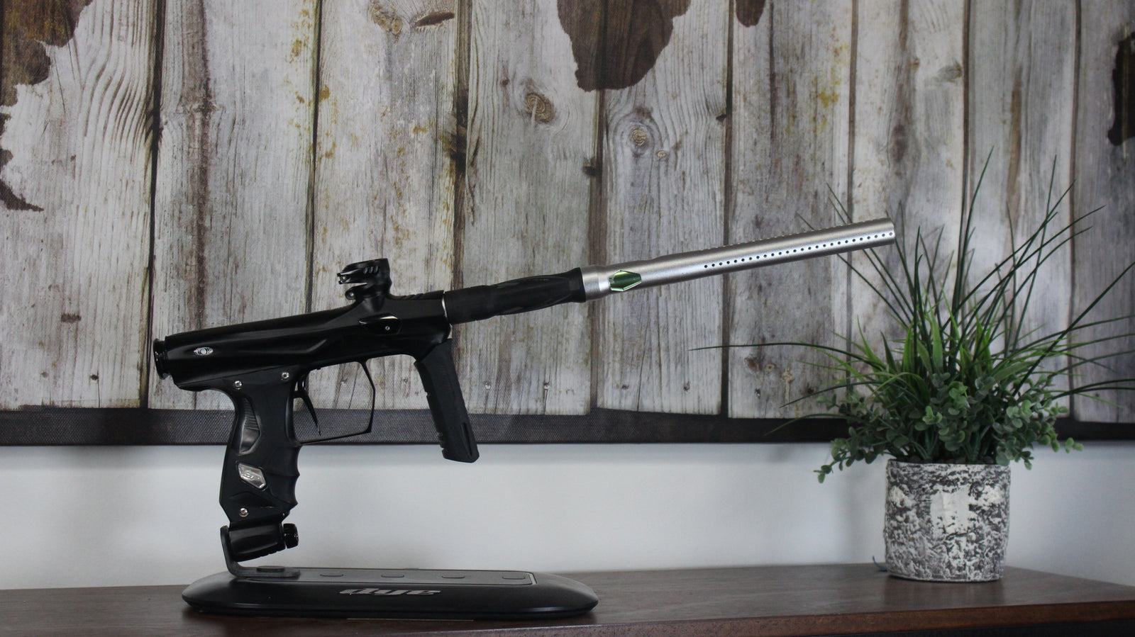 SP Shocker AMP - Black/Silver w/Laser Engraving