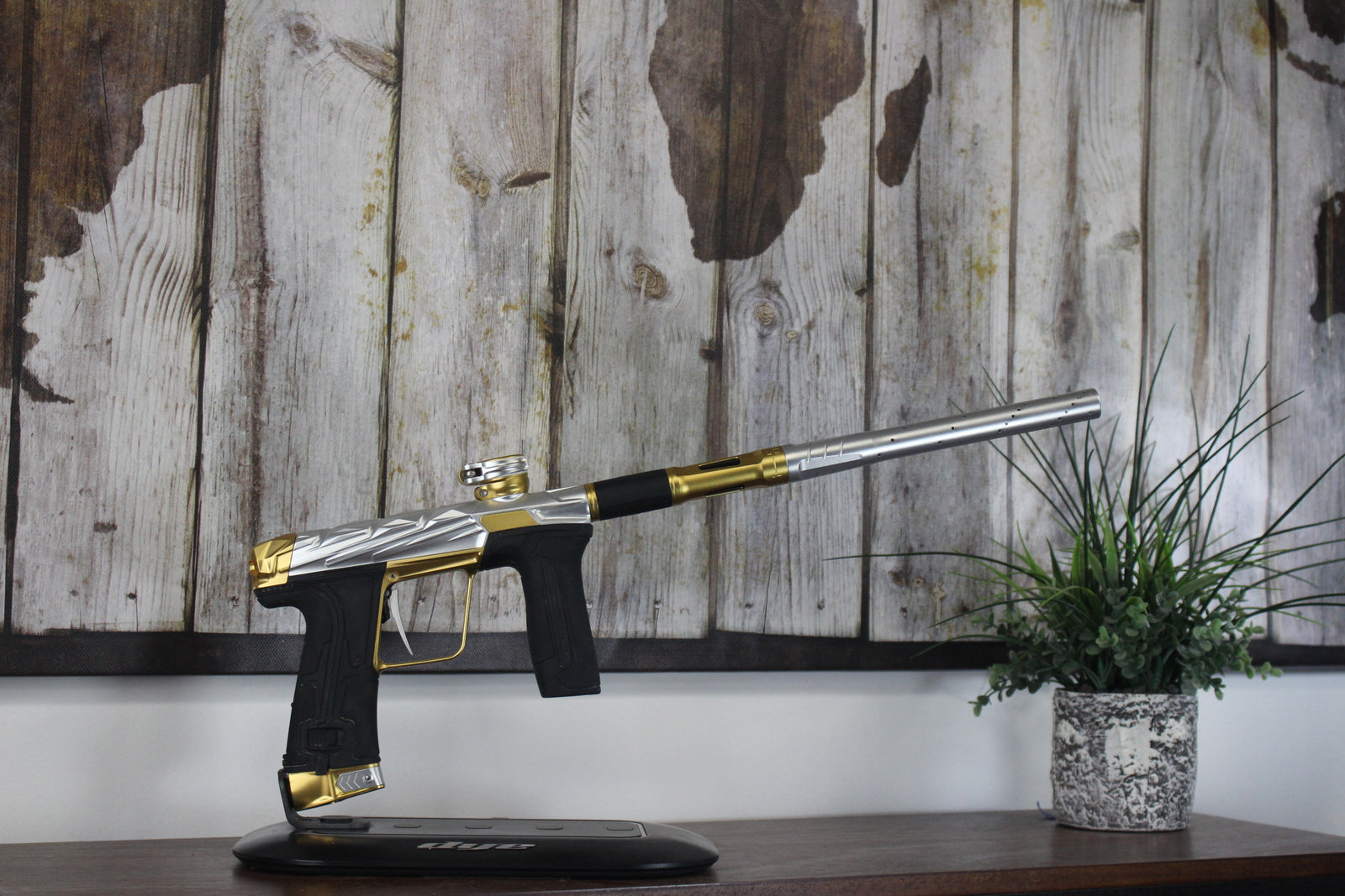 Planet Eclipse Infamous CS3 - Silver/Gold