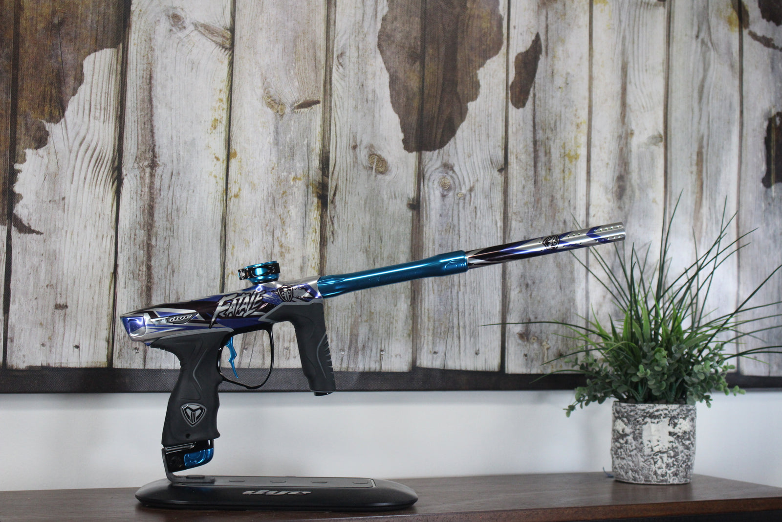 Dye M3+ - Fatale Cyan/Black