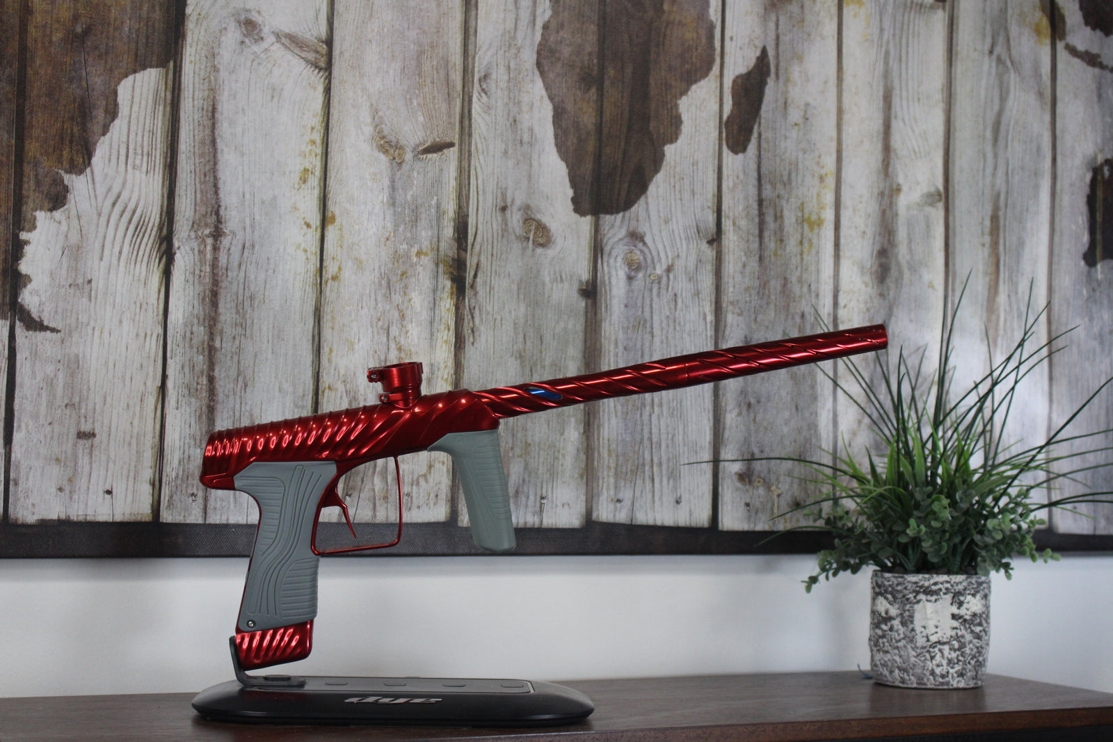 MacDev Cyclone GTX - Red