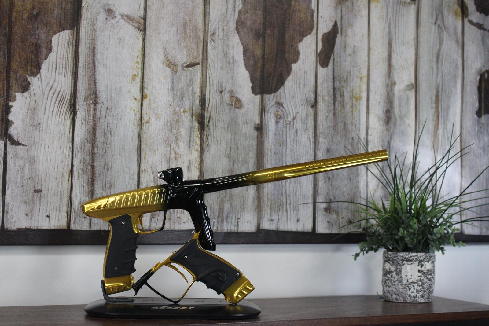Project Luxe TM40 w/Mech - Gold/Black Fade