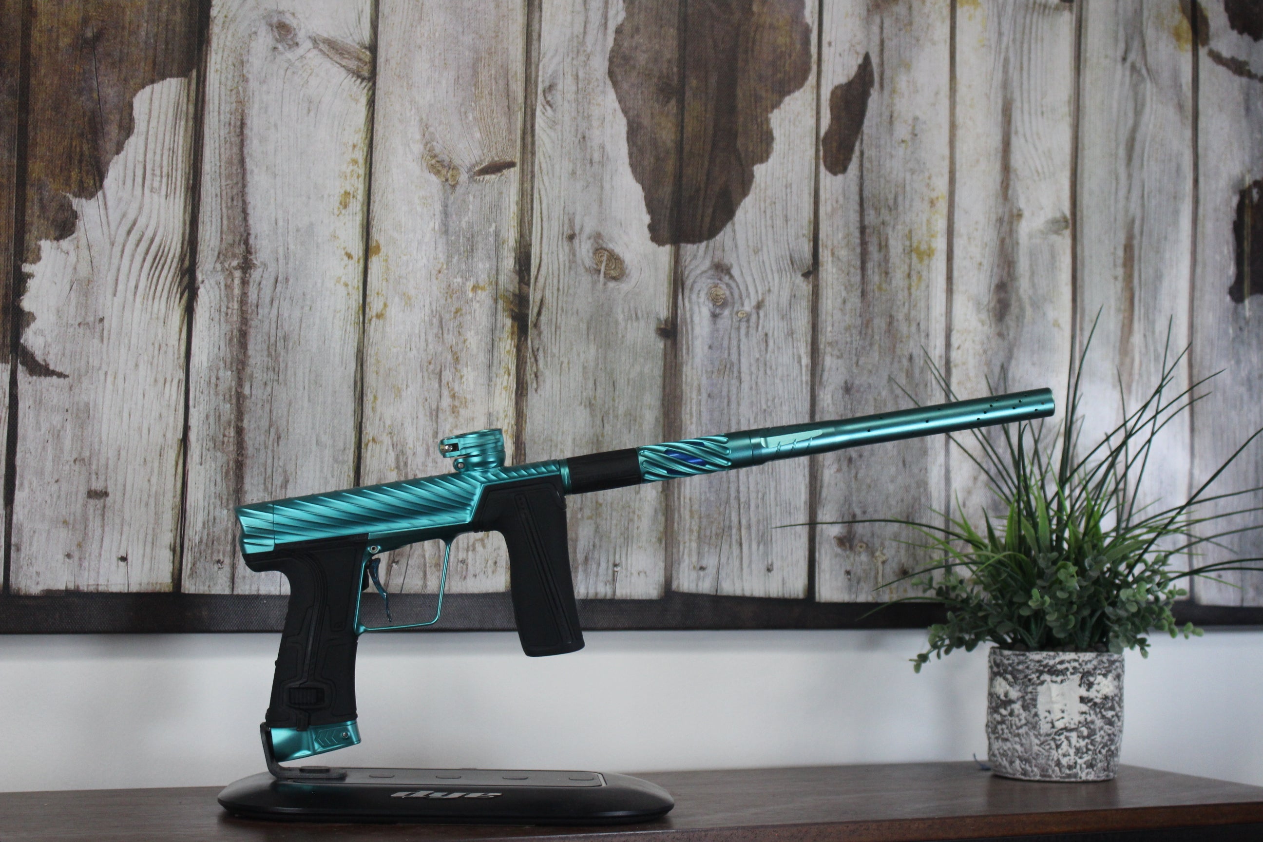 Planet Eclipse Twister Geo R5 - Diamond King - Mazens Paintball