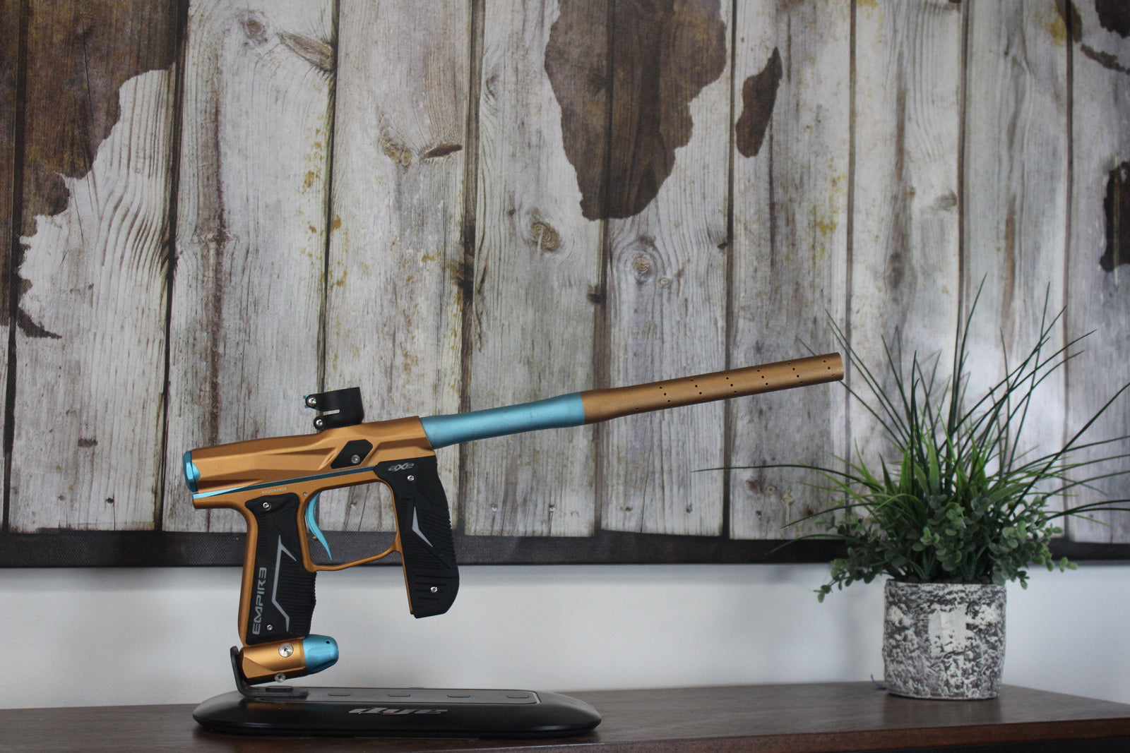 Empire Axe 2.0 - Orange/Aqua