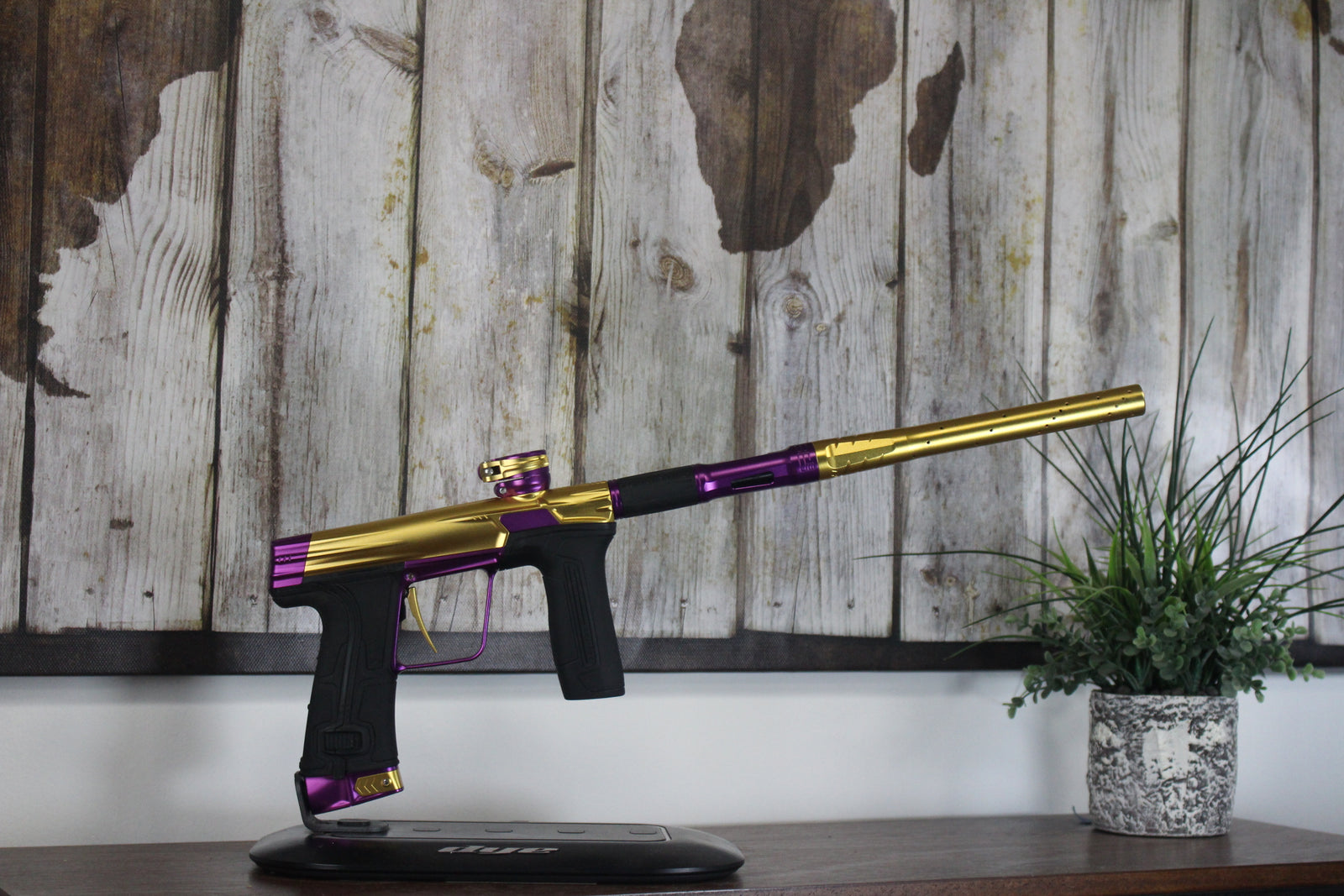 Planet Eclipse CS3 - Gold/Purple
