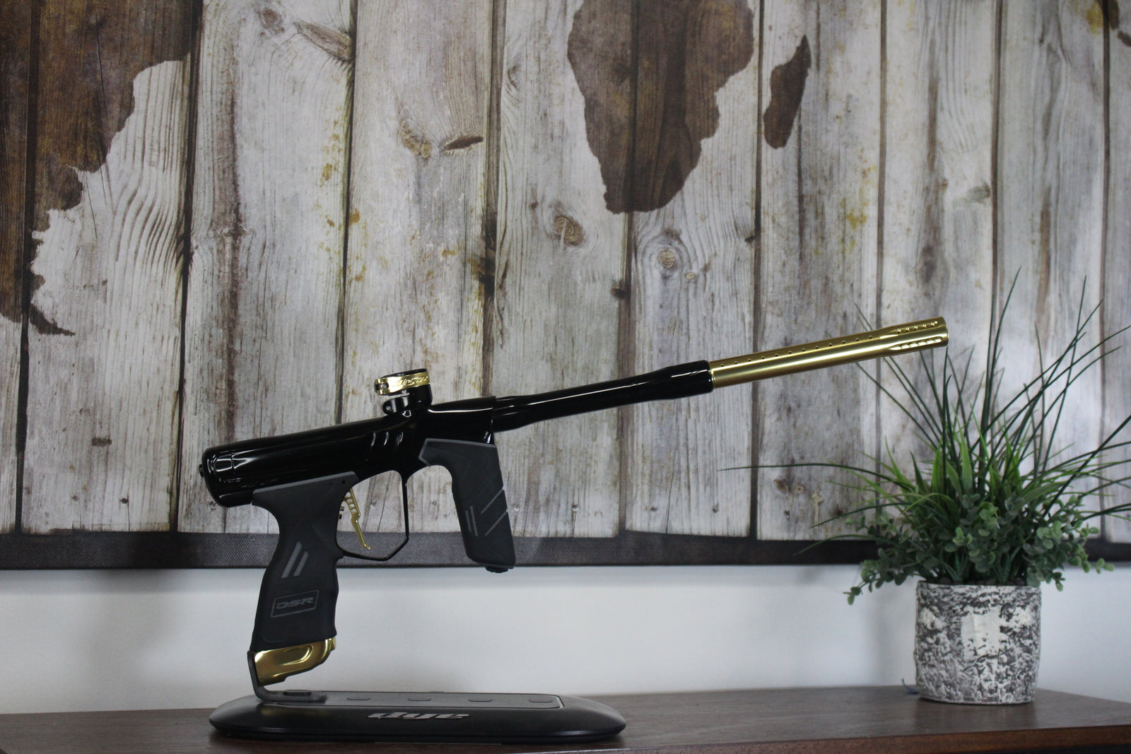 Dye DSR+ - Onyx/Gold