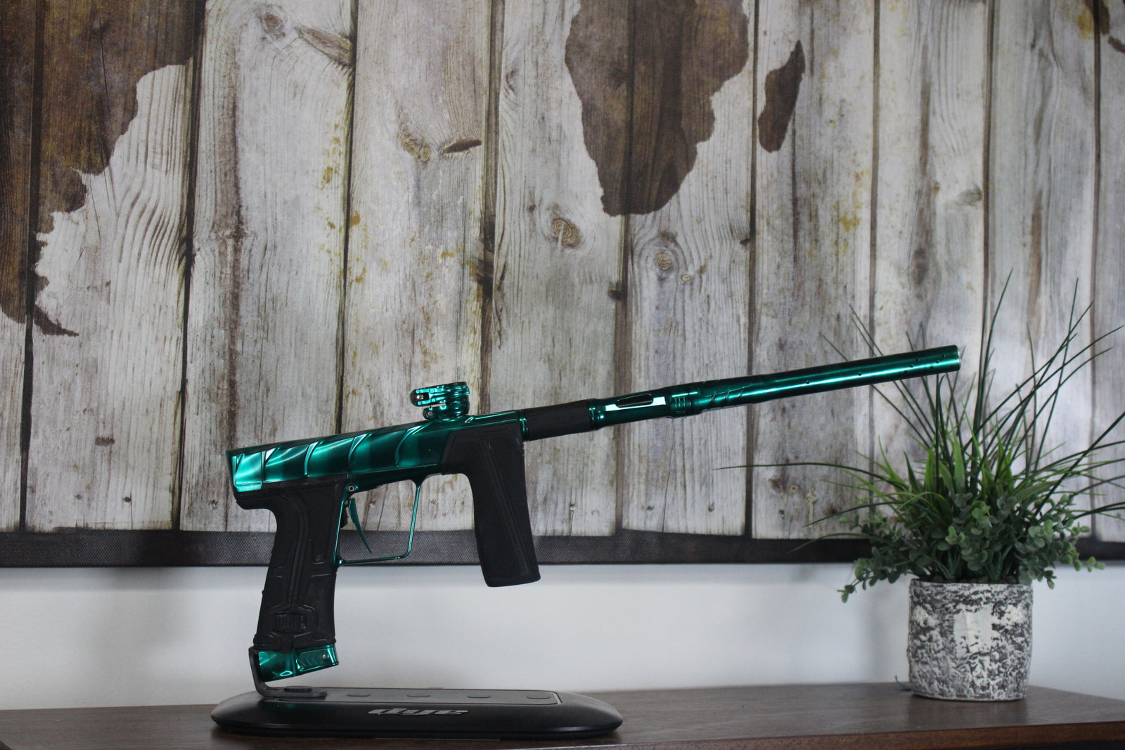 Planet Eclipse Project Geo R5 - Green Acid