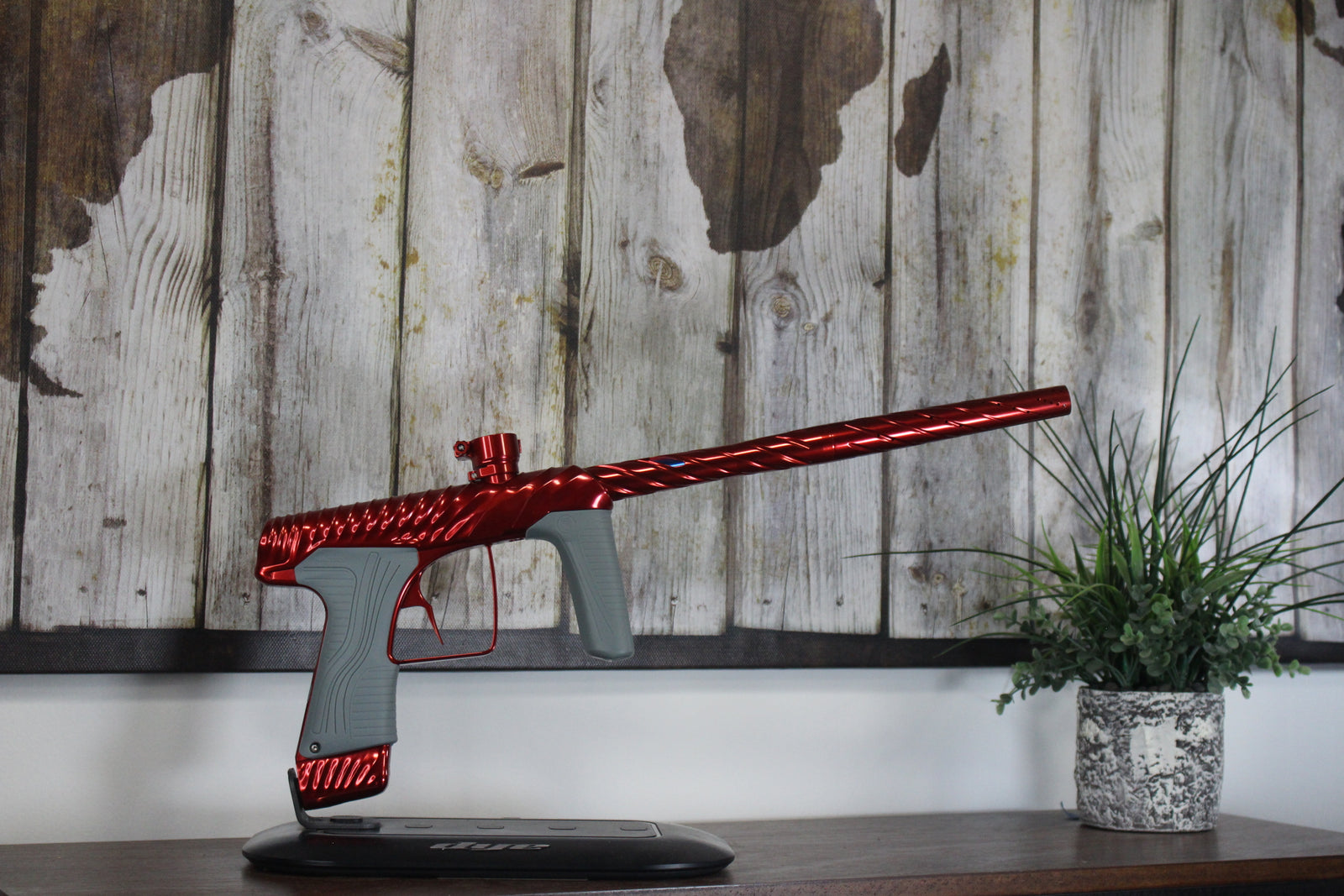 MacDev Cyclone GTX - Red