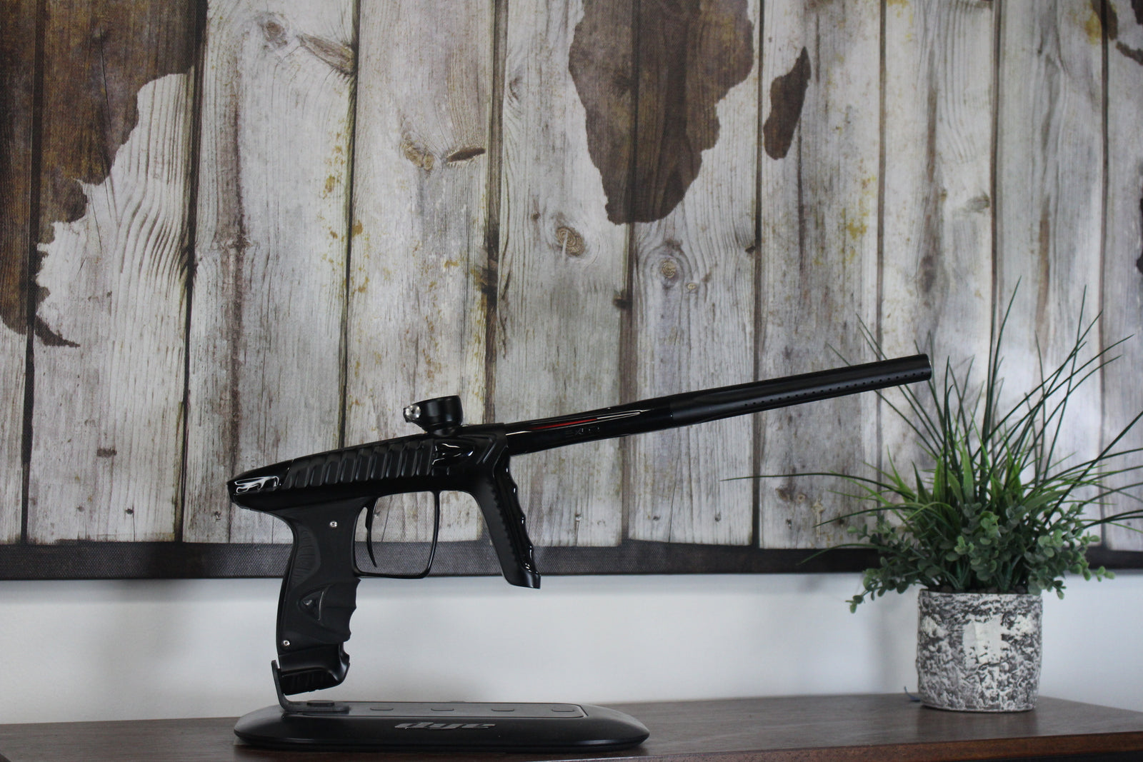 Project Luxe TM40 - Black