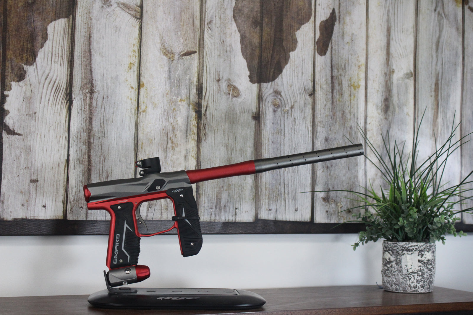 Empire Axe 2.0 - Grey/Red
