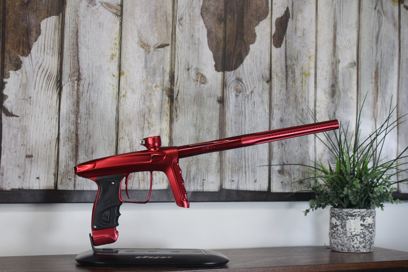 DLX Luxe TM40 - Red