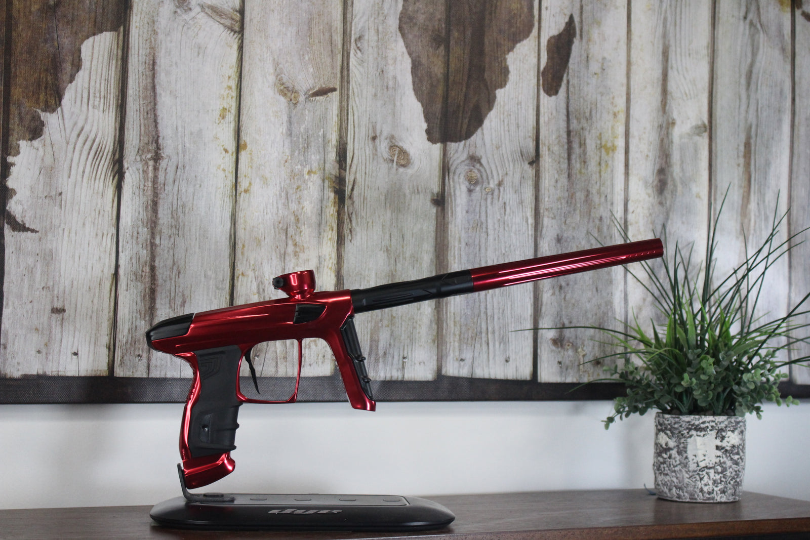 DLX Luxe IDOL - Red/Black