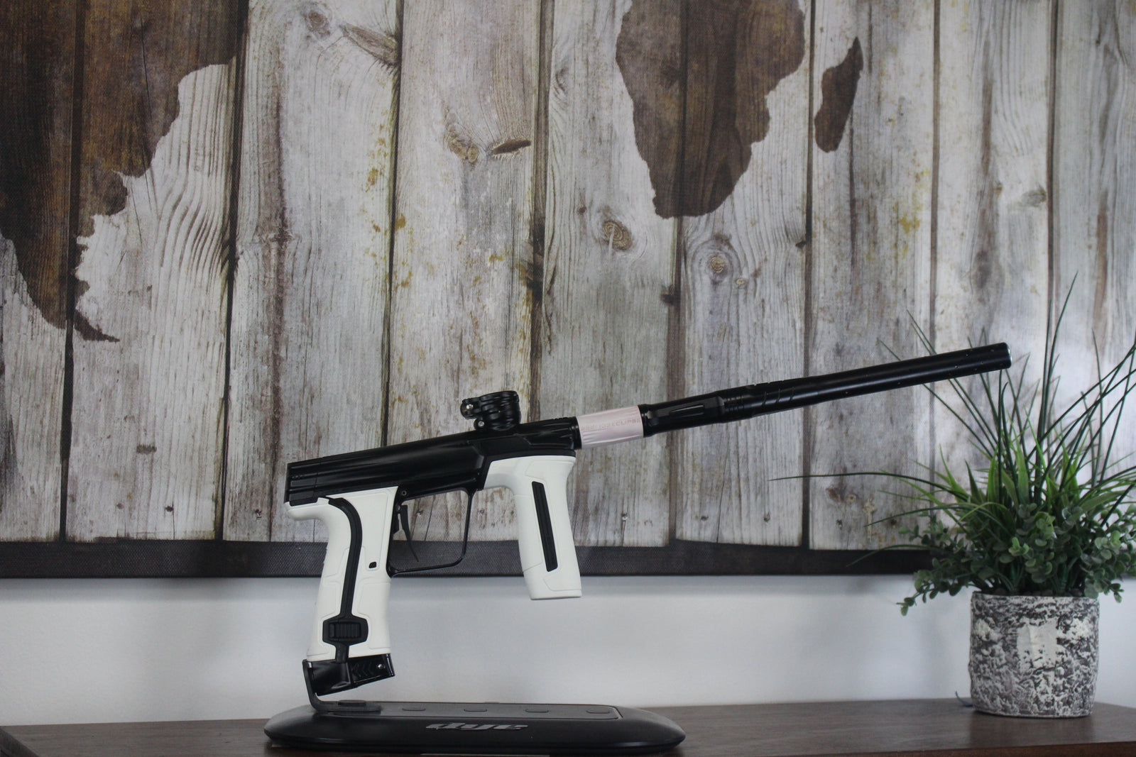 Planet Eclipse CS3 - Black