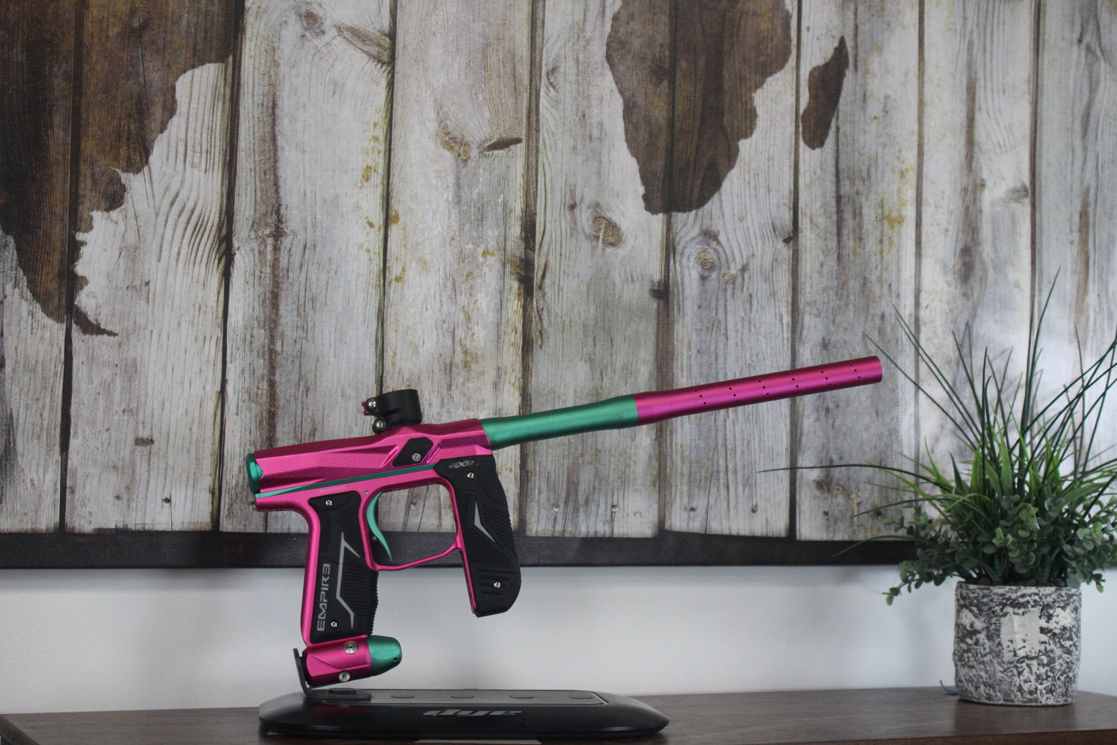 Empire Axe 2.0 - Pink/Mint