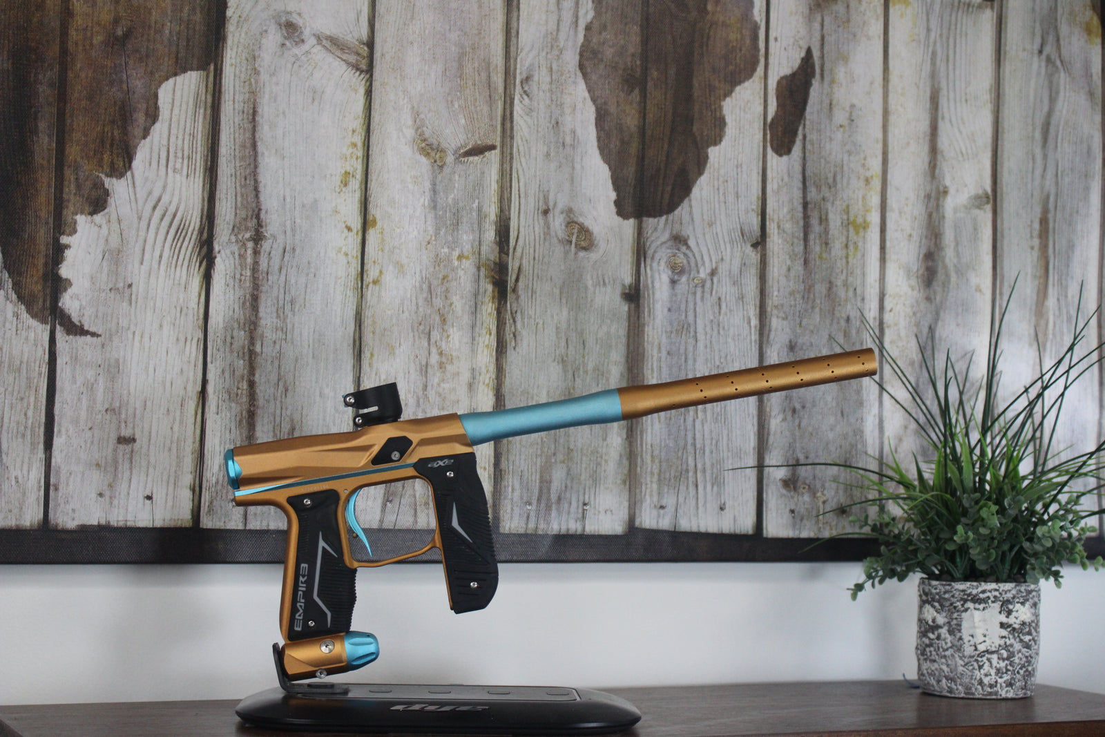 Empire Axe 2.0 - Orange/Aqua