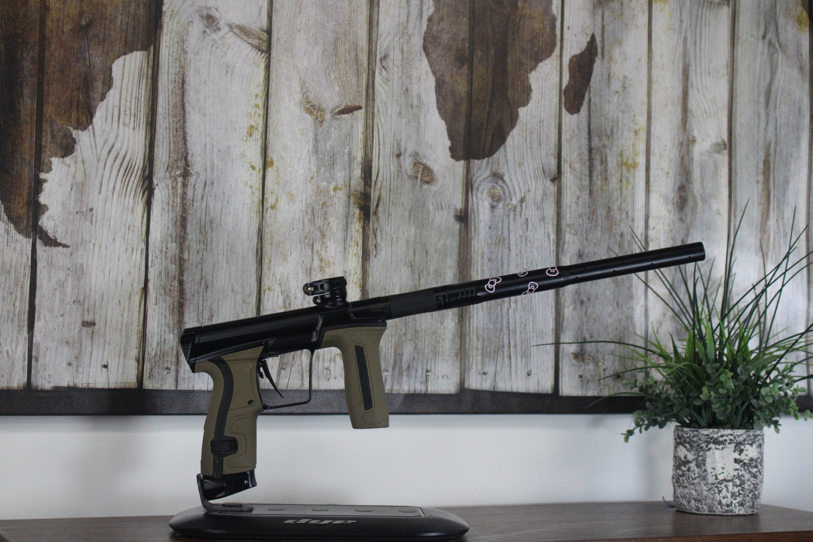 Planet Eclipse CS2 Pro - Black 'n' Tan