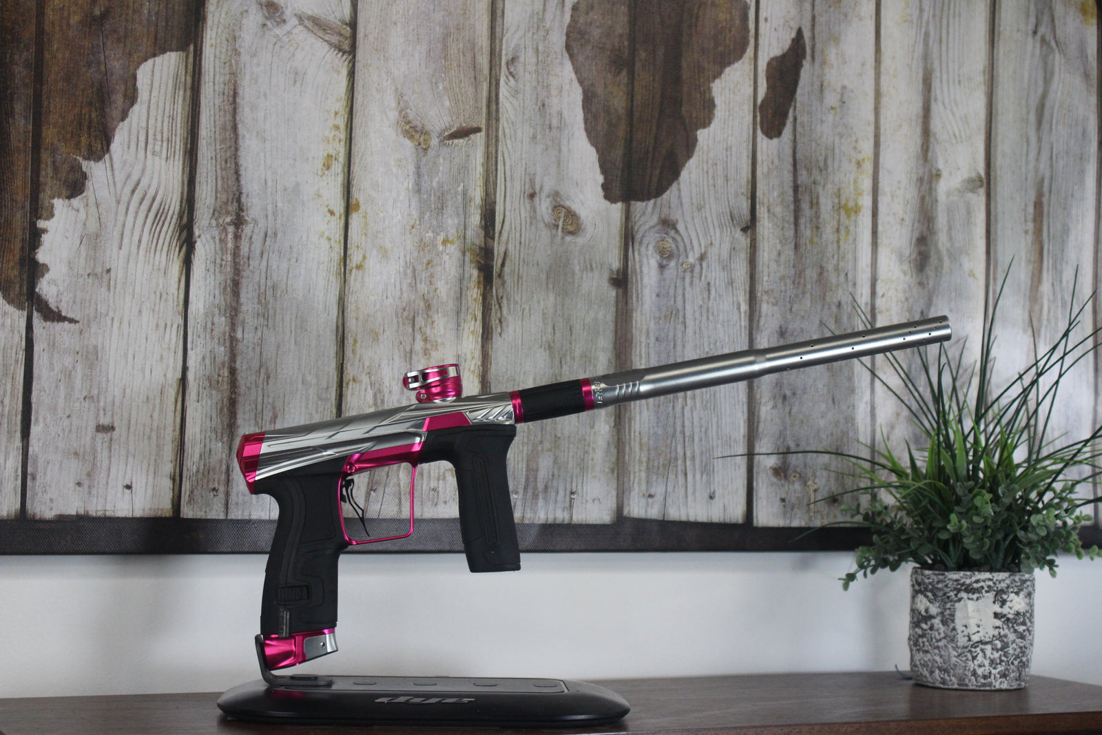 HK Army Invader CS2 Pro - Silver/Pink