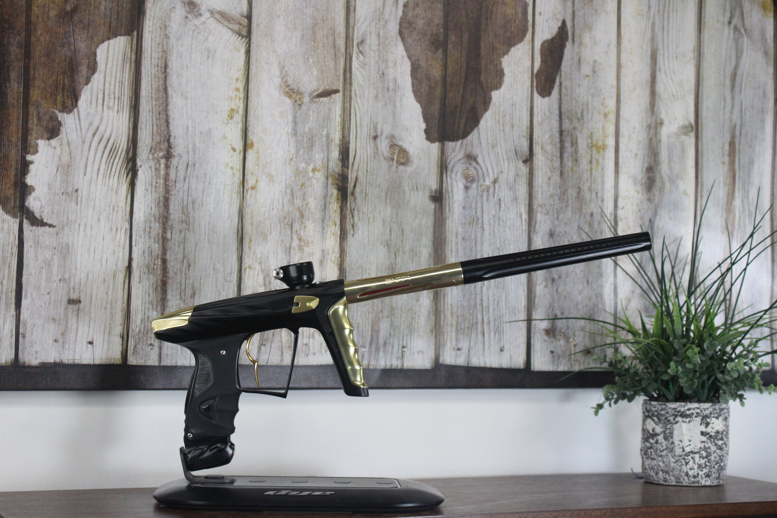 HK Army A51 Luxe X - Black/Gold