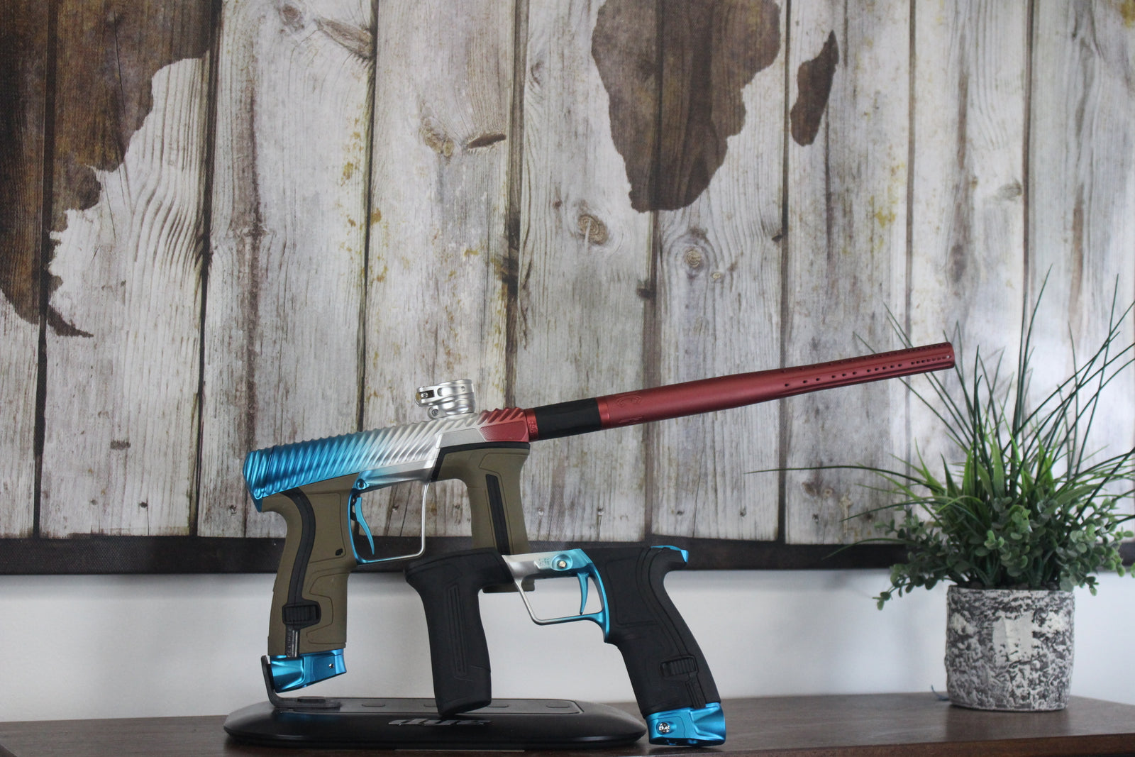 Planet Eclipse Twister CS2 w/Mech - Heritage Edition - French Fade