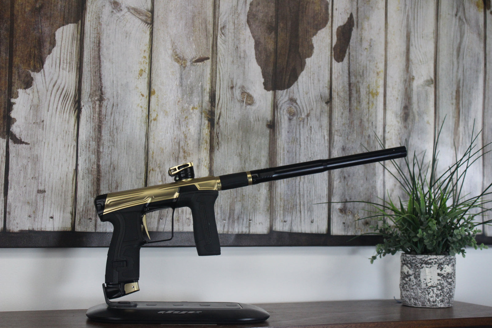 Planet Eclipse CS2 - Gold/Black