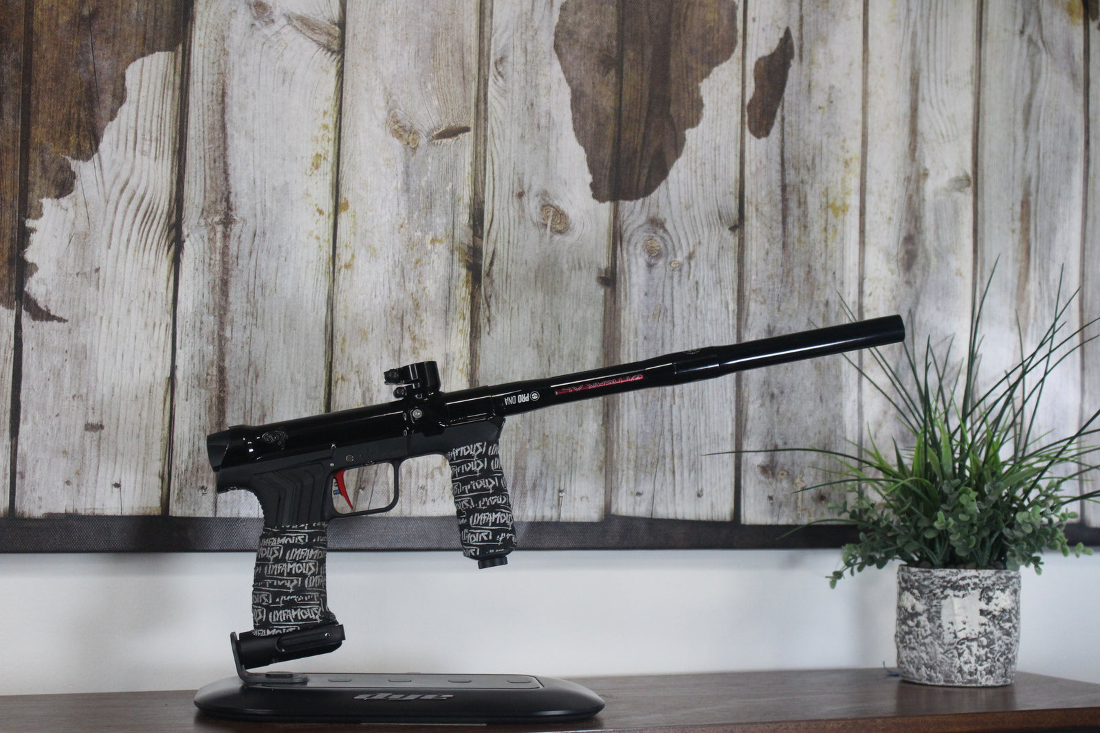 Inception Designs FLE Emek - Gloss Black
