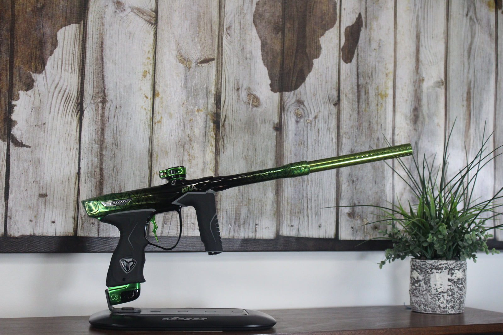 Dye M3+ - Green "FWD" Columbus LVL