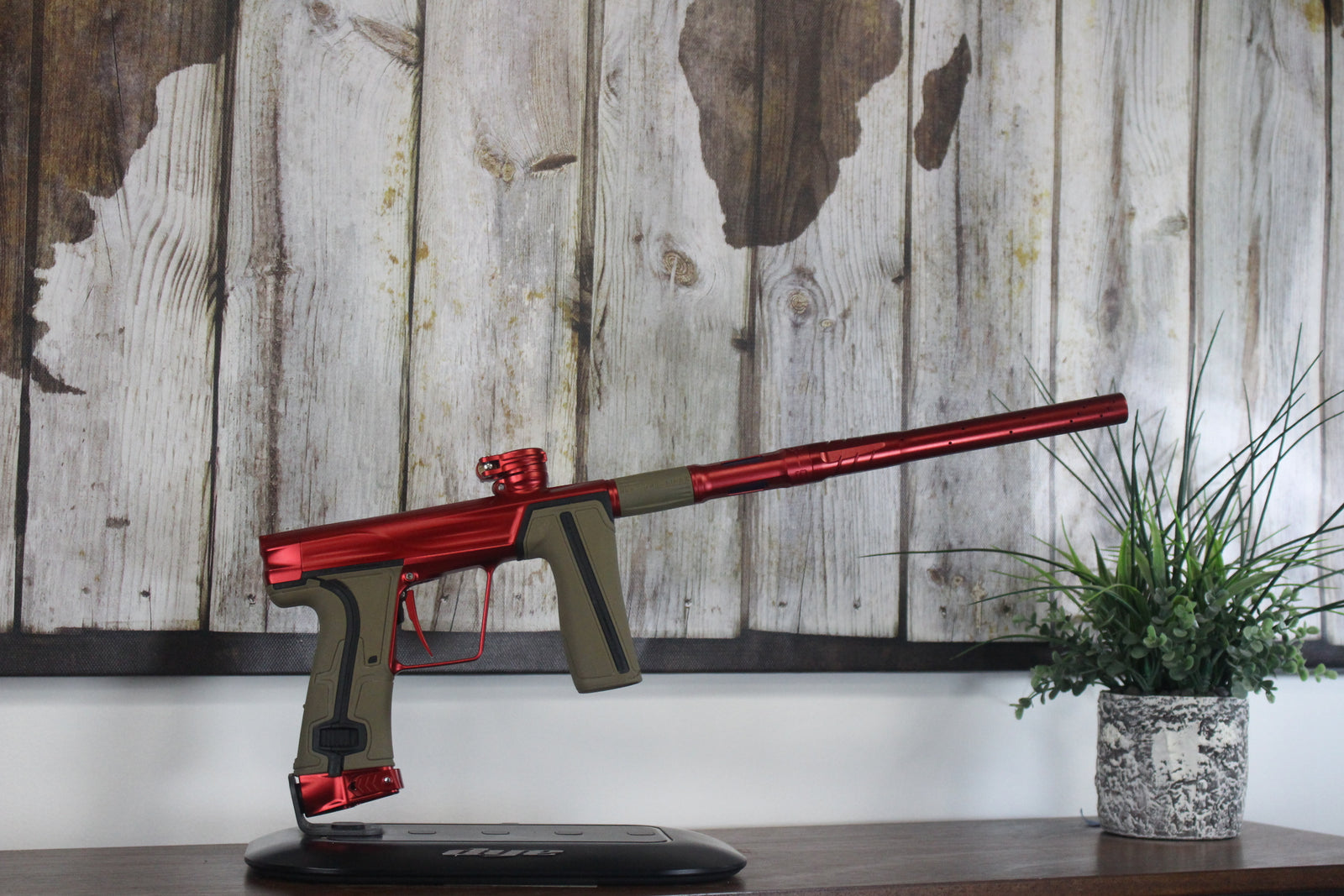 Planet Eclipse Geo R5 - Red