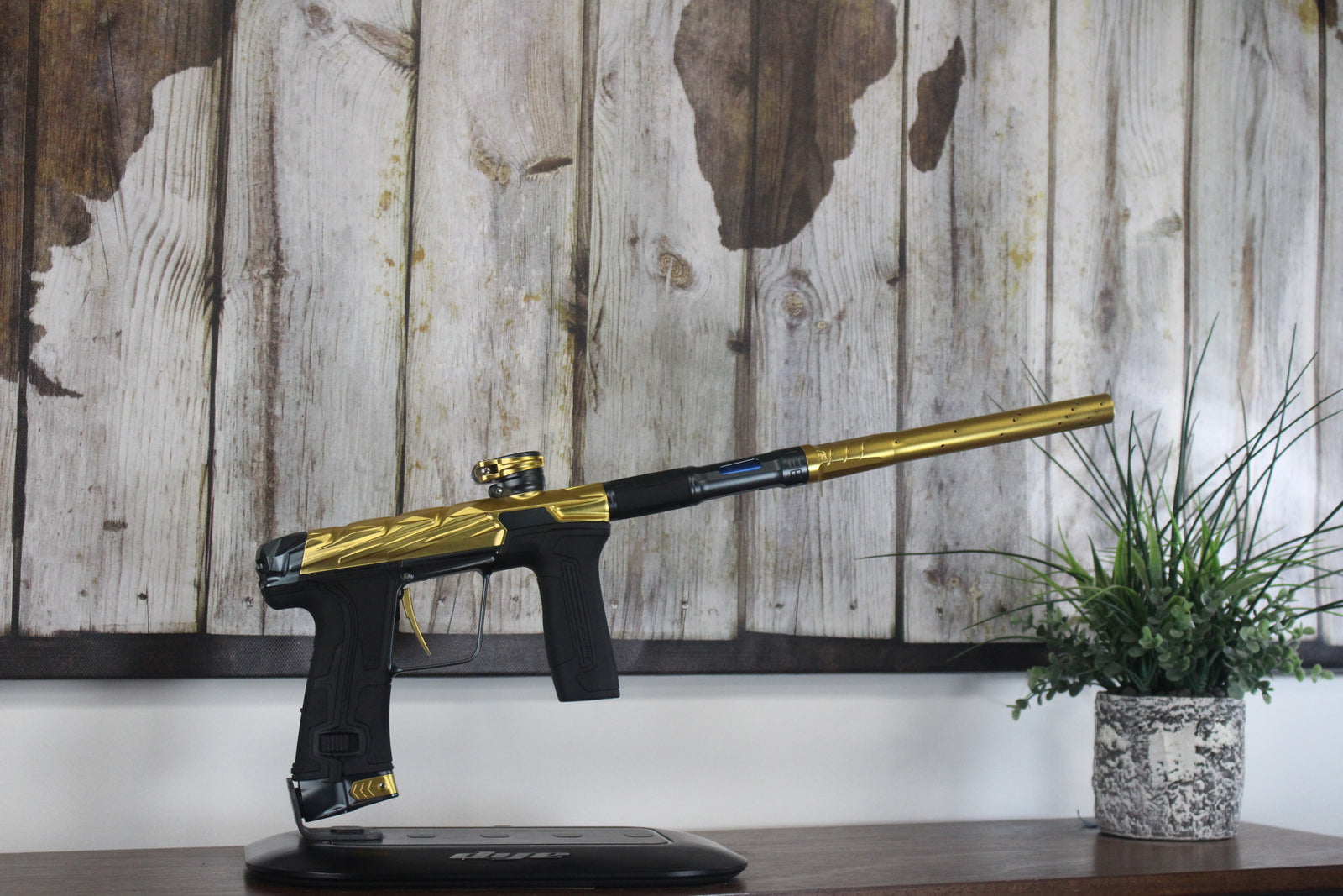 Planet Eclipse Infamous CS3 - Gold/Gunmetal