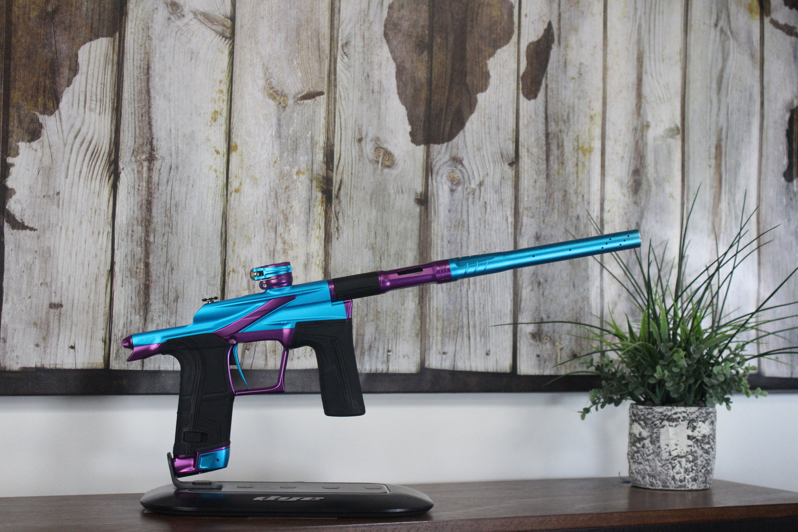 Planet Eclipse LV2 - Teal/Purple