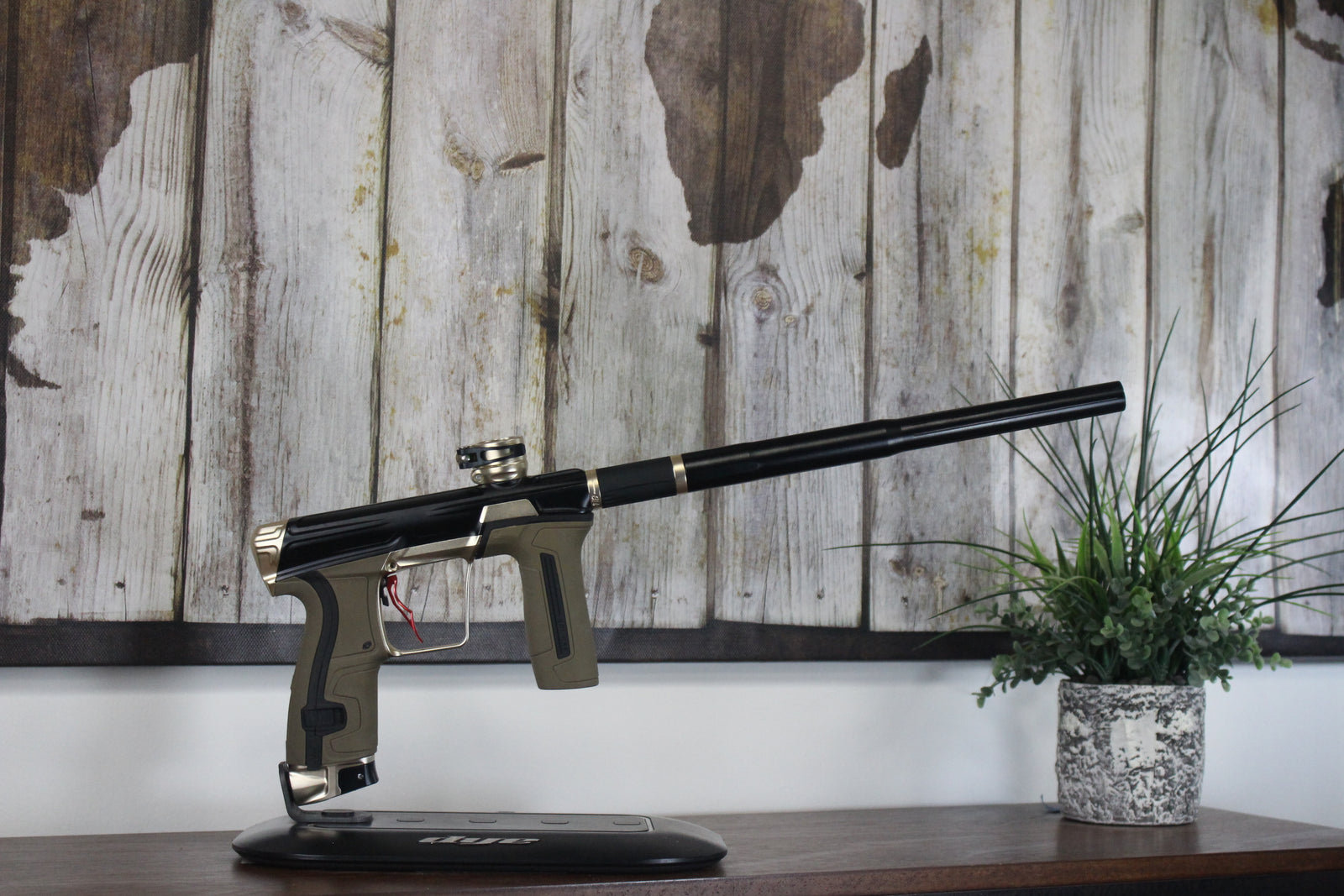 Planet Eclipse CS2 - Black/Gold
