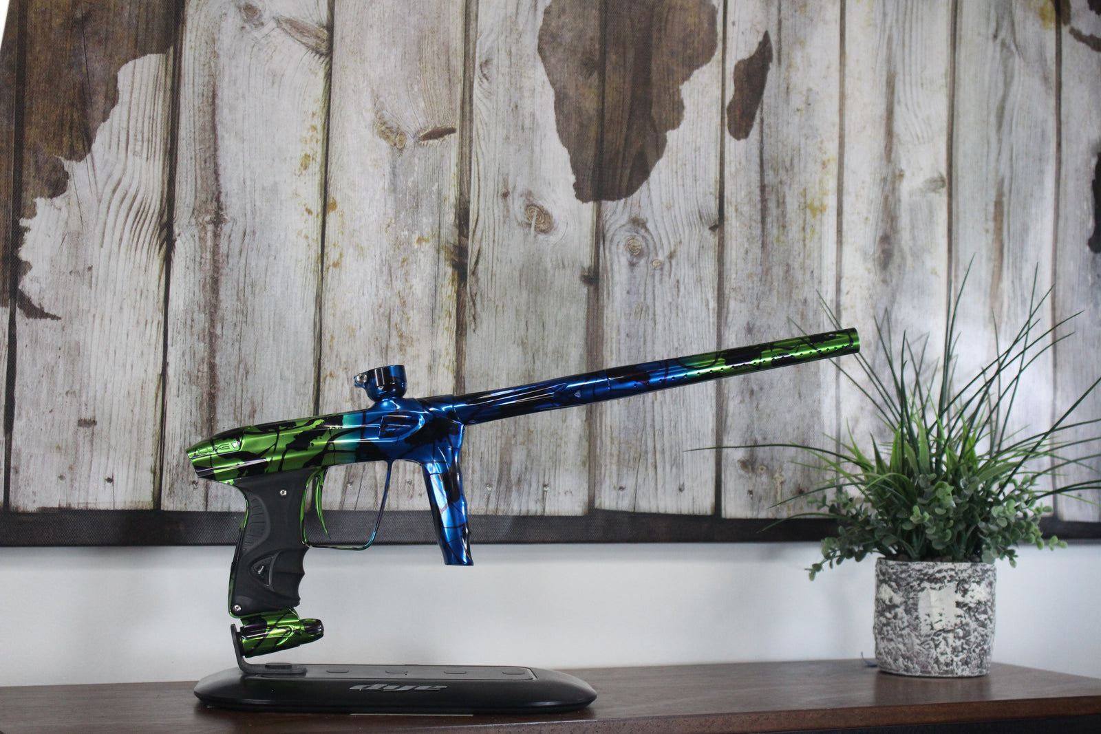 DLX Luxe OLED - Blue/Green Fade Splash