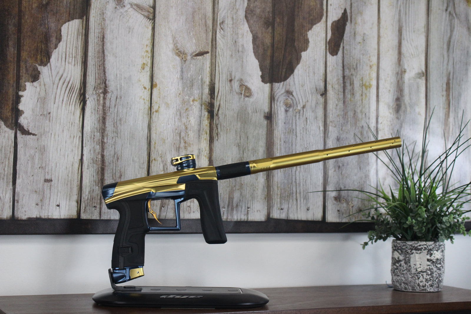 Planet Eclipse Geo 4 - Gold/Navy