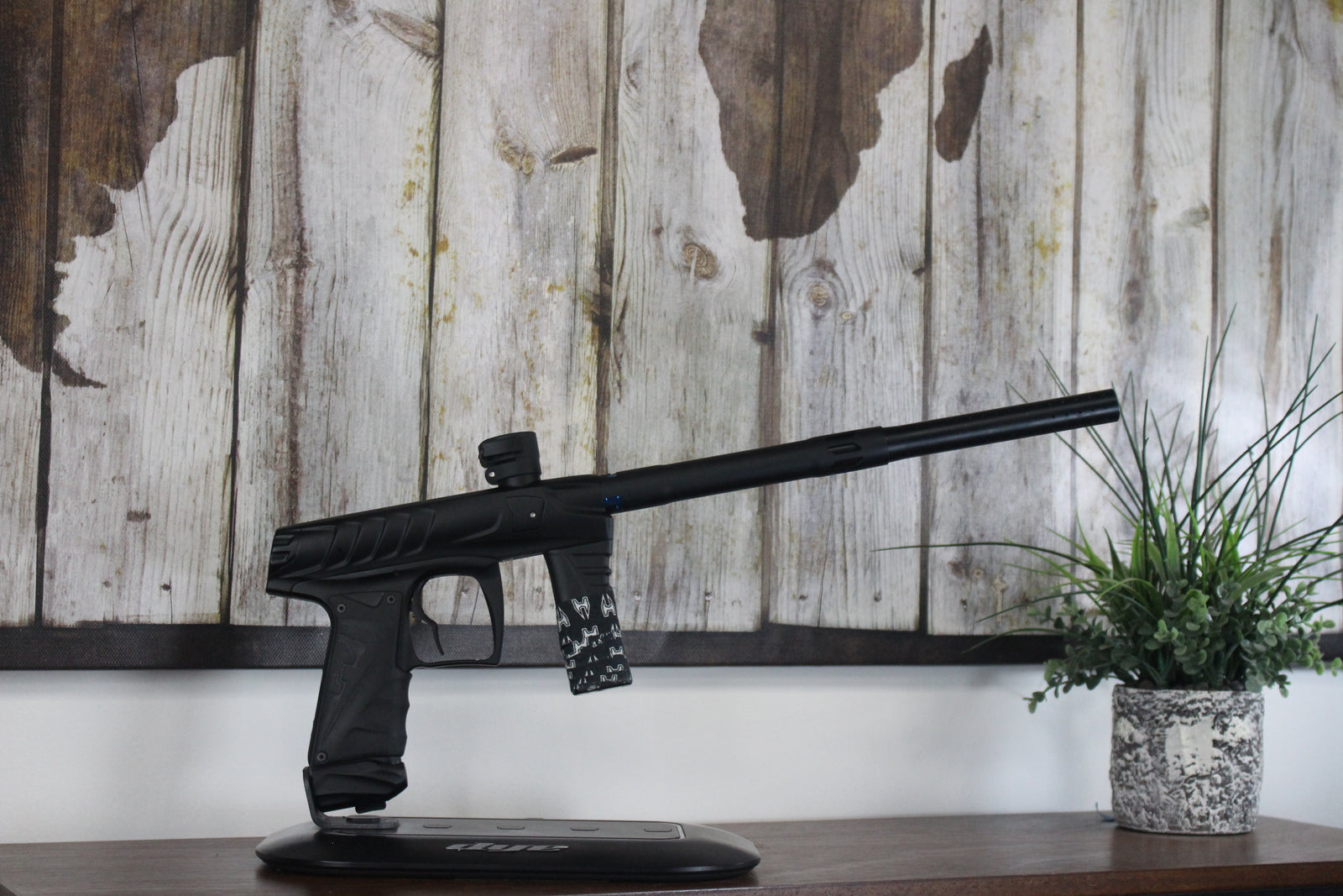 Field One Force - Black