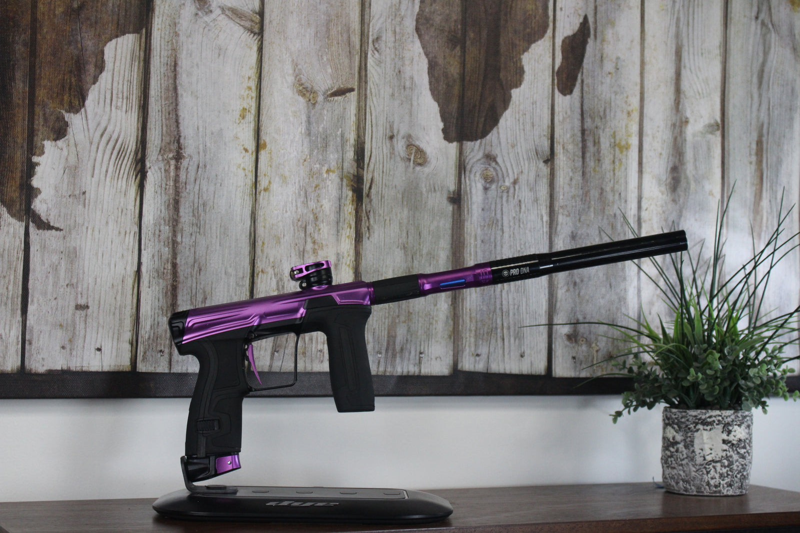 Planet Eclipse CS2 - Purple/Black
