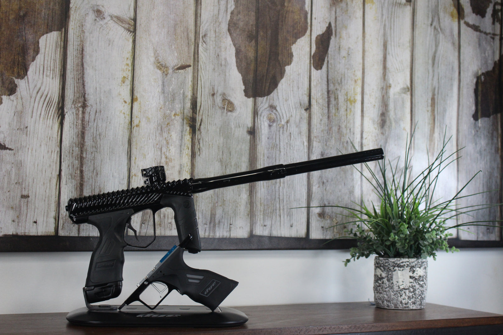 Dye TWSTR DSR+ w/Mech - Black